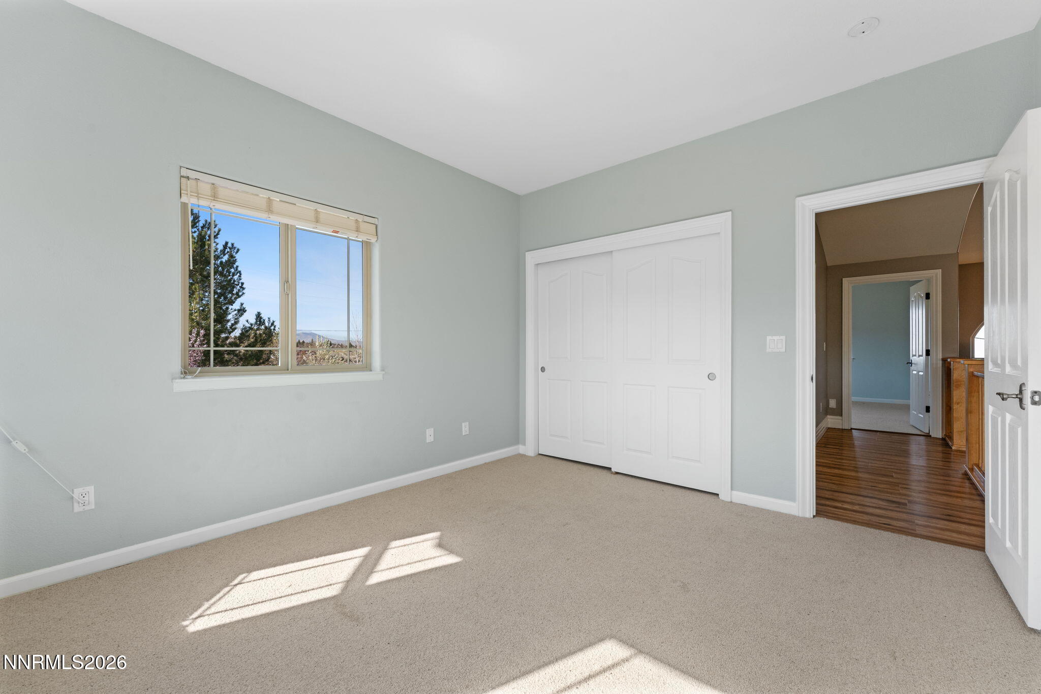 43-web-or-mls-2220 Whites Creek Lane Ren