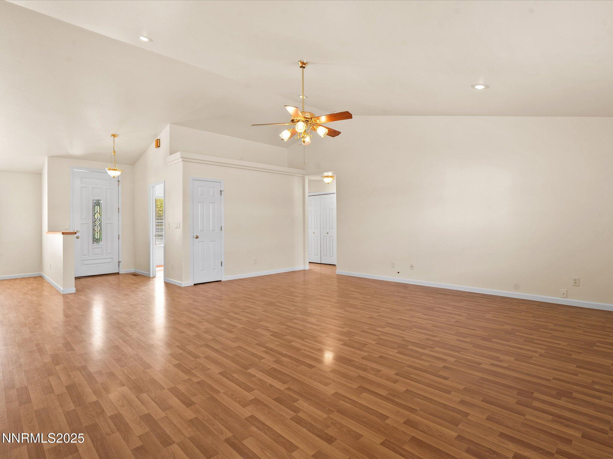 031-696 Sunrise Terrace-NEW-121