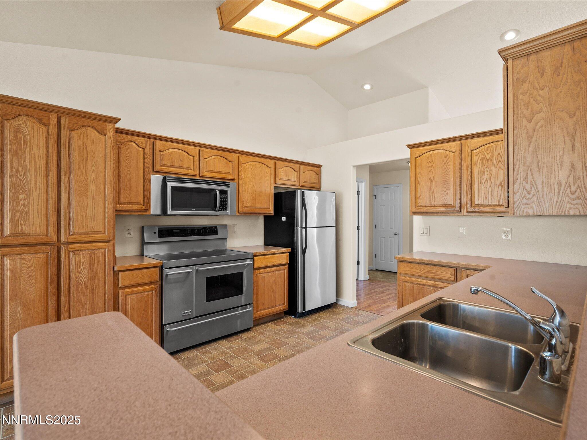 026-696 Sunrise Terrace-NEW-116