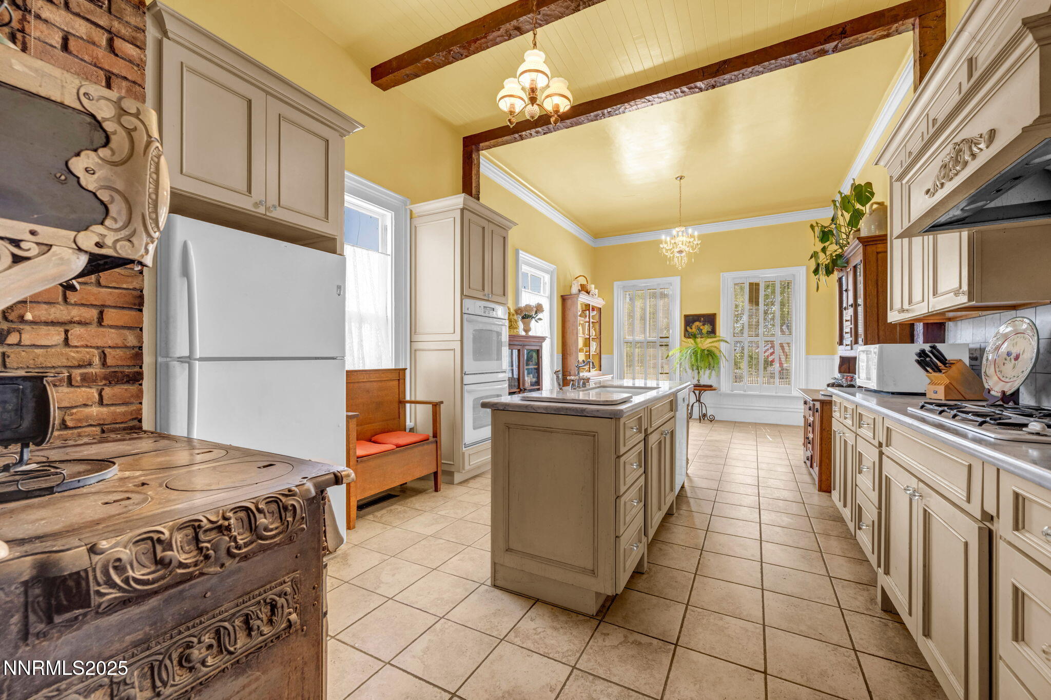 104-web-or-mls-2350-jacks-valley-rd