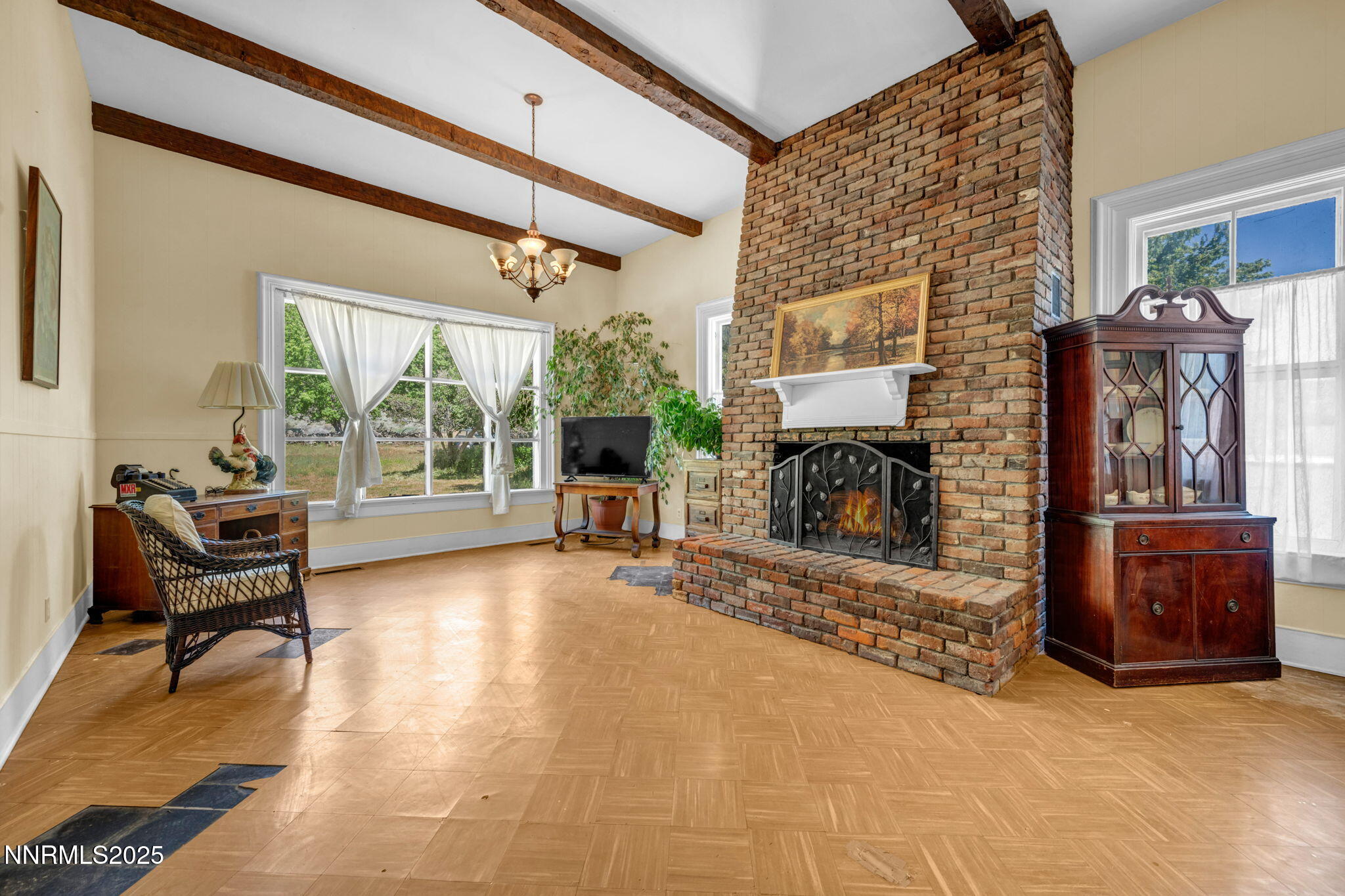 60-web-or-mls-2350-jacks-valley-rd