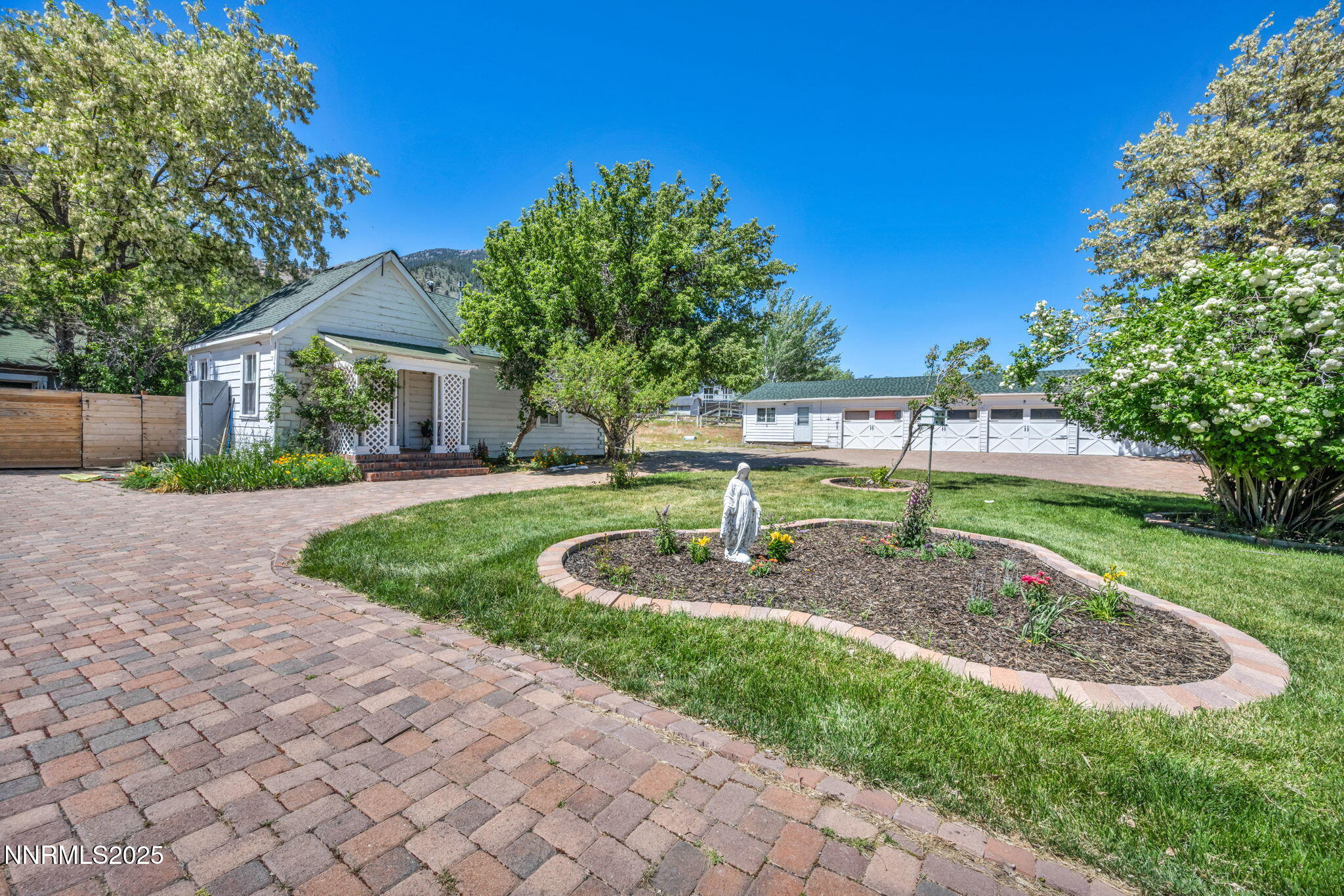 10-web-or-mls-2350-jacks-valley-rd