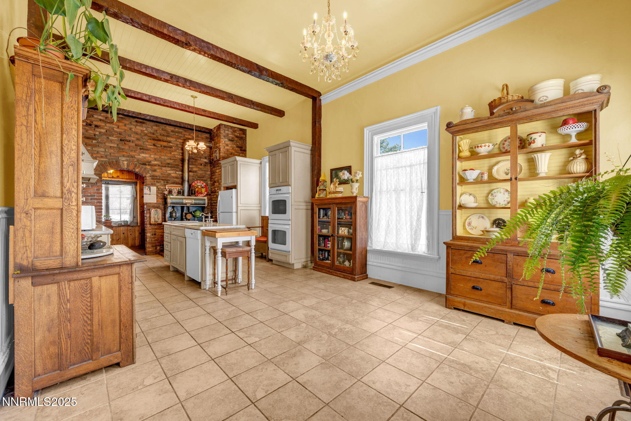 99-web-or-mls-2350-jacks-valley-rd