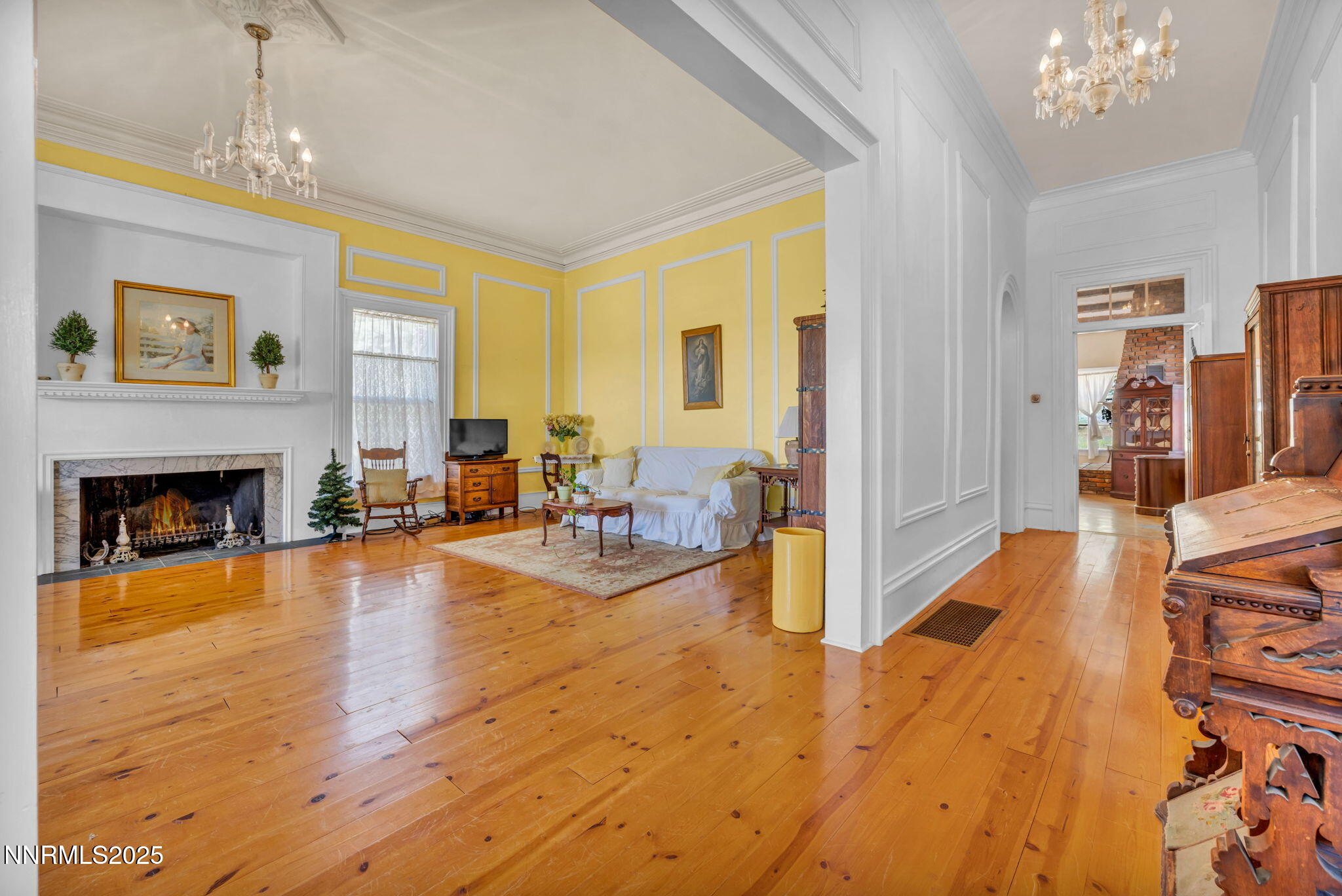 87-web-or-mls-2350-jacks-valley-rd