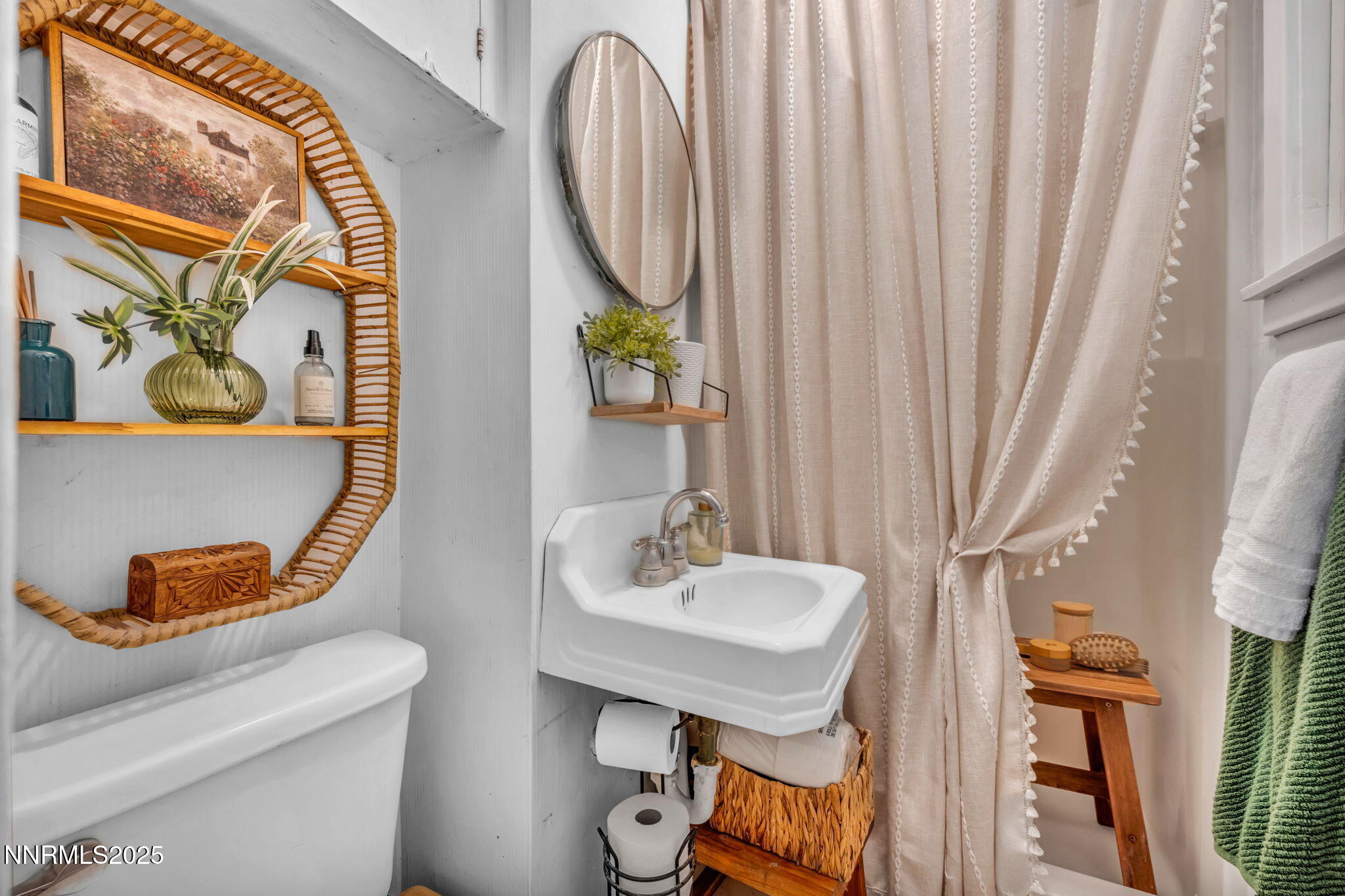 88-web-or-mls-2350-jacks-valley-rd