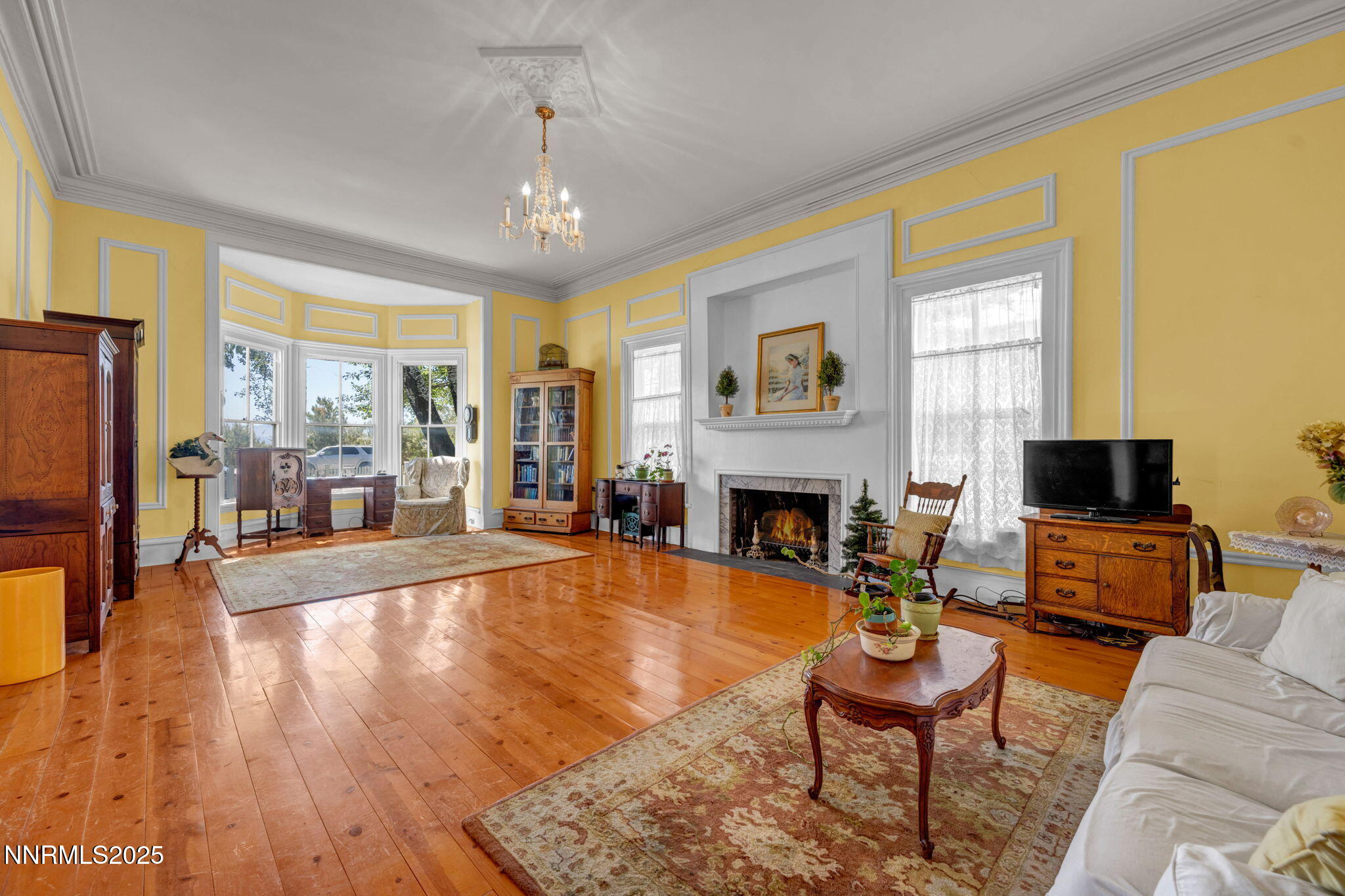 82-web-or-mls-2350-jacks-valley-rd