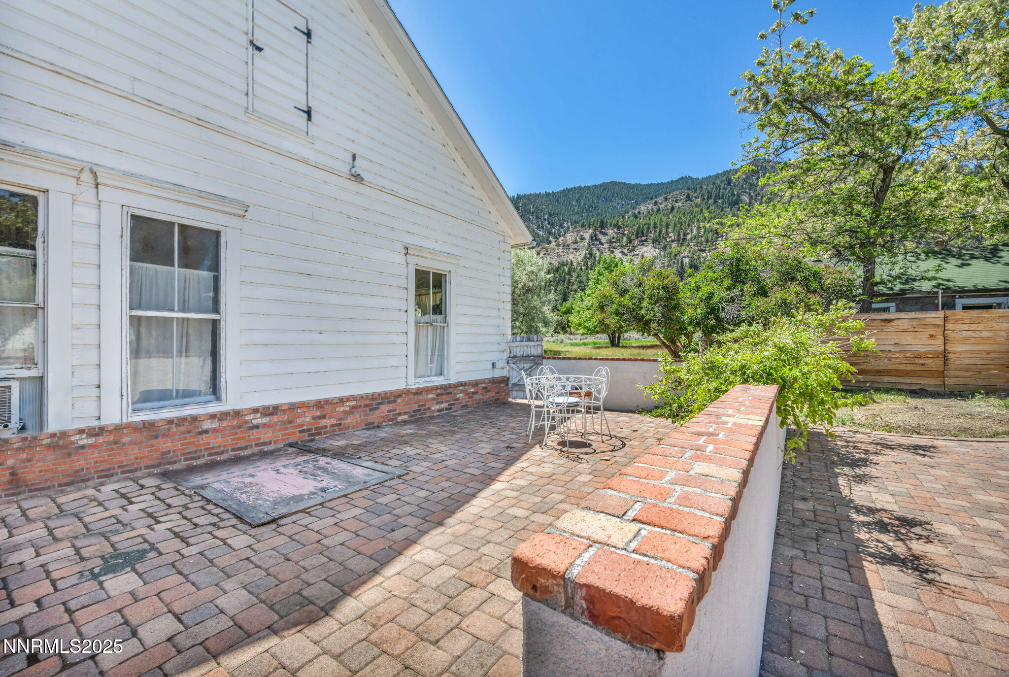 11-web-or-mls-2350-jacks-valley-rd