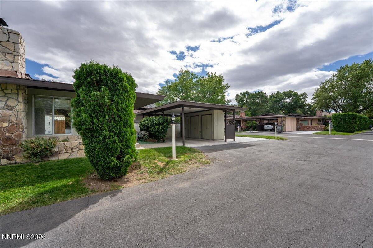 3453 E Hidden Valley Drive