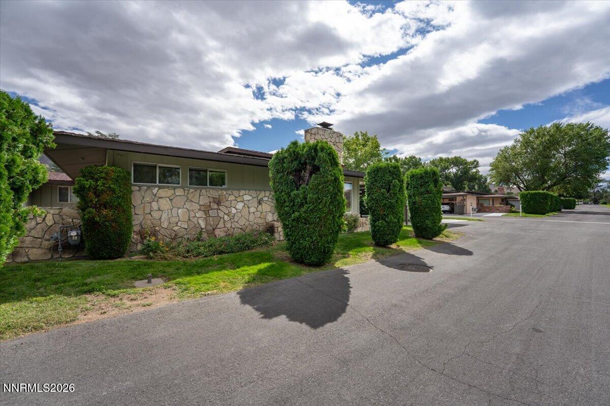 3453 E Hidden Valley Drive