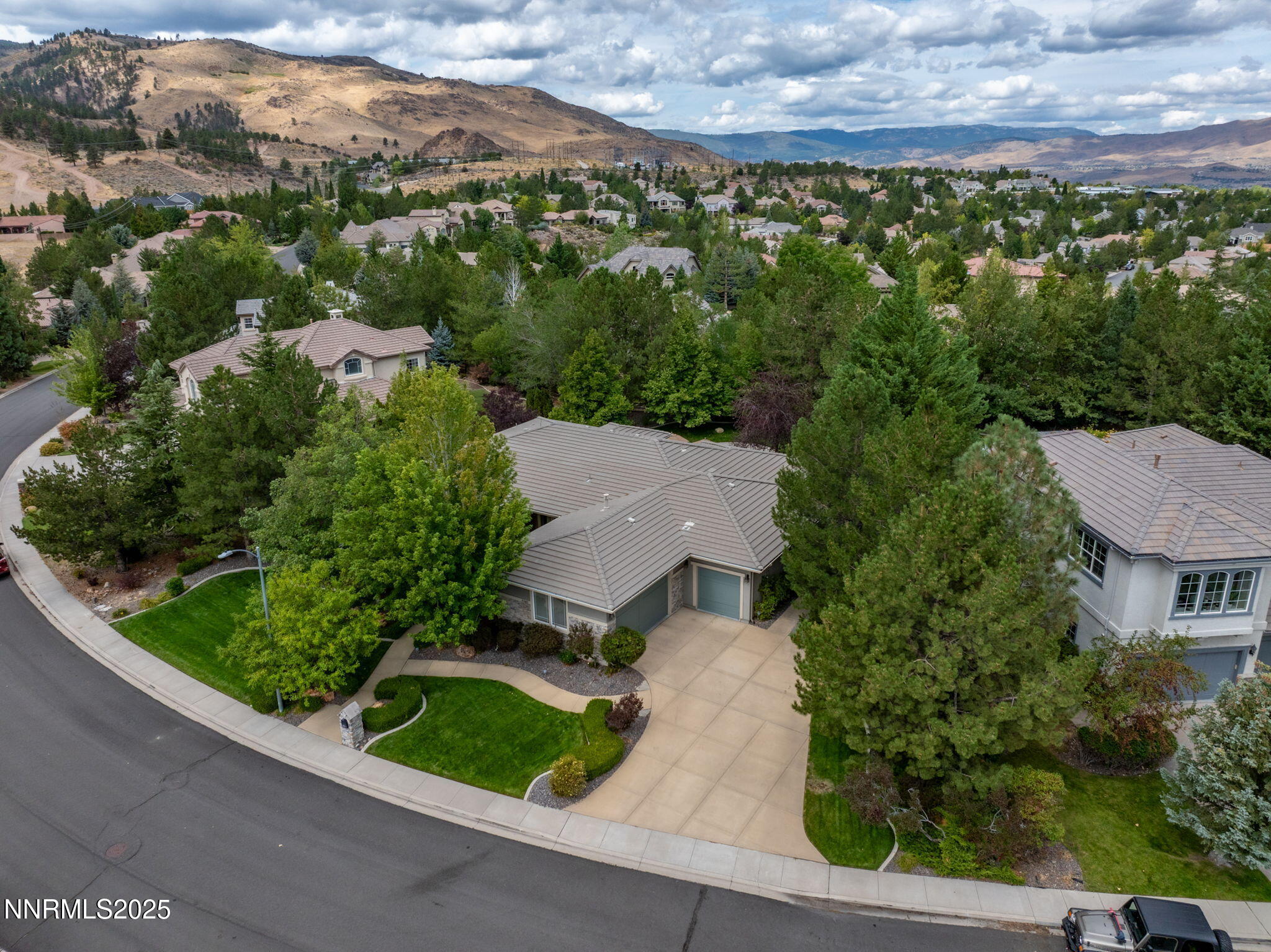 4-web-or-mls-4865 Buckhaven Rd Drone-6