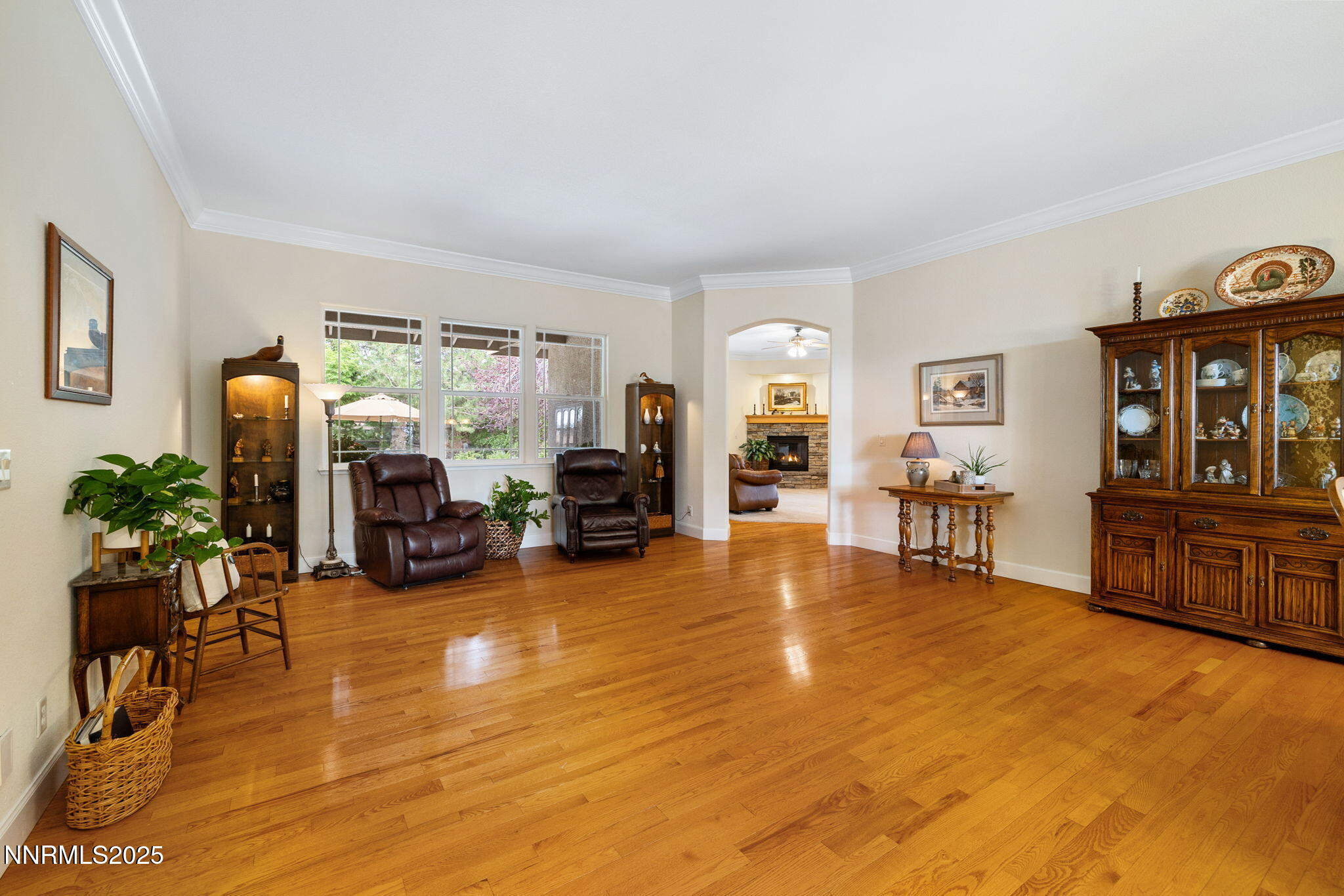 15-web-or-mls-4865 Buckhaven Rd-6