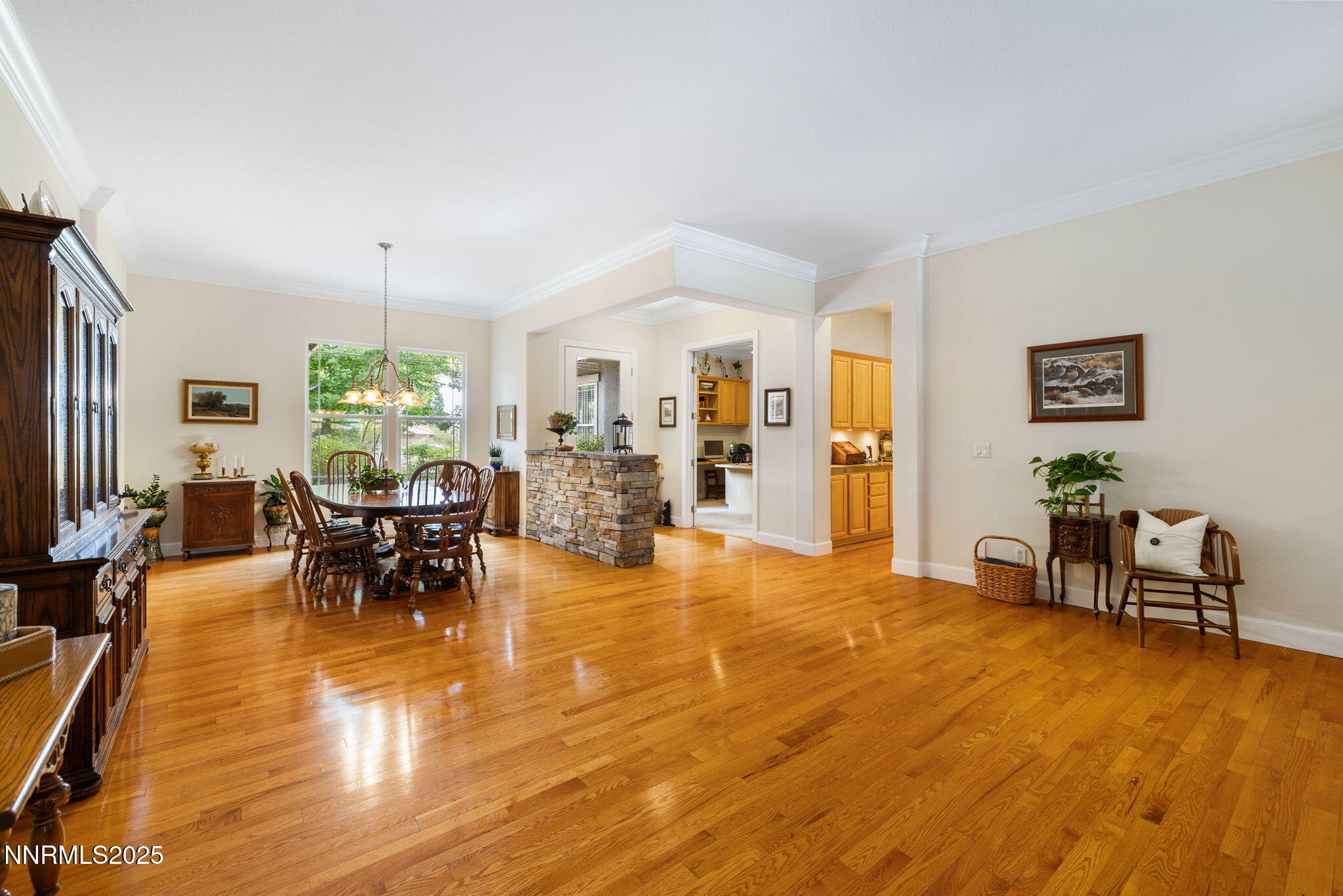 18-web-or-mls-4865 Buckhaven Rd-9