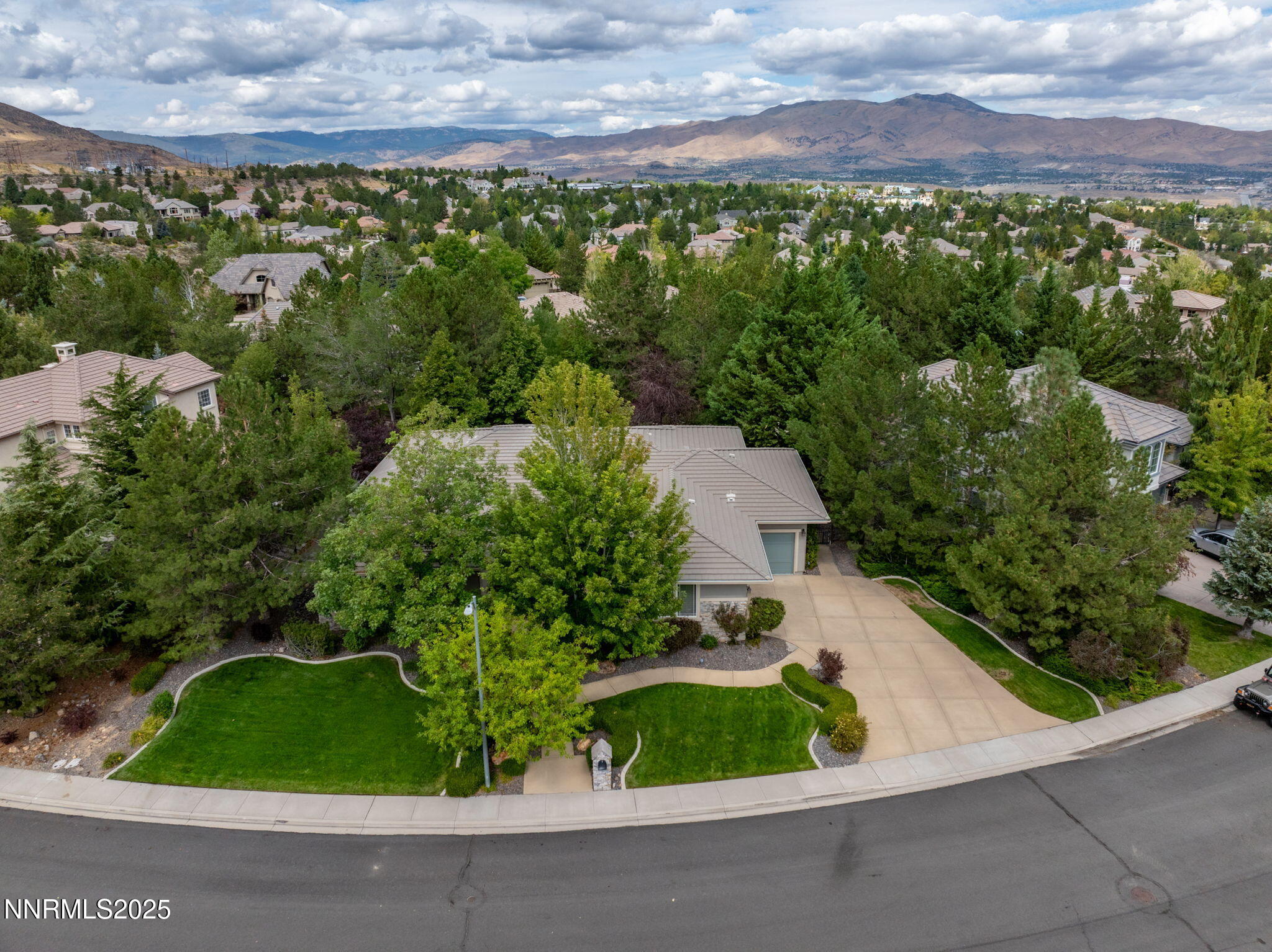 3-web-or-mls-4865 Buckhaven Rd Drone-5