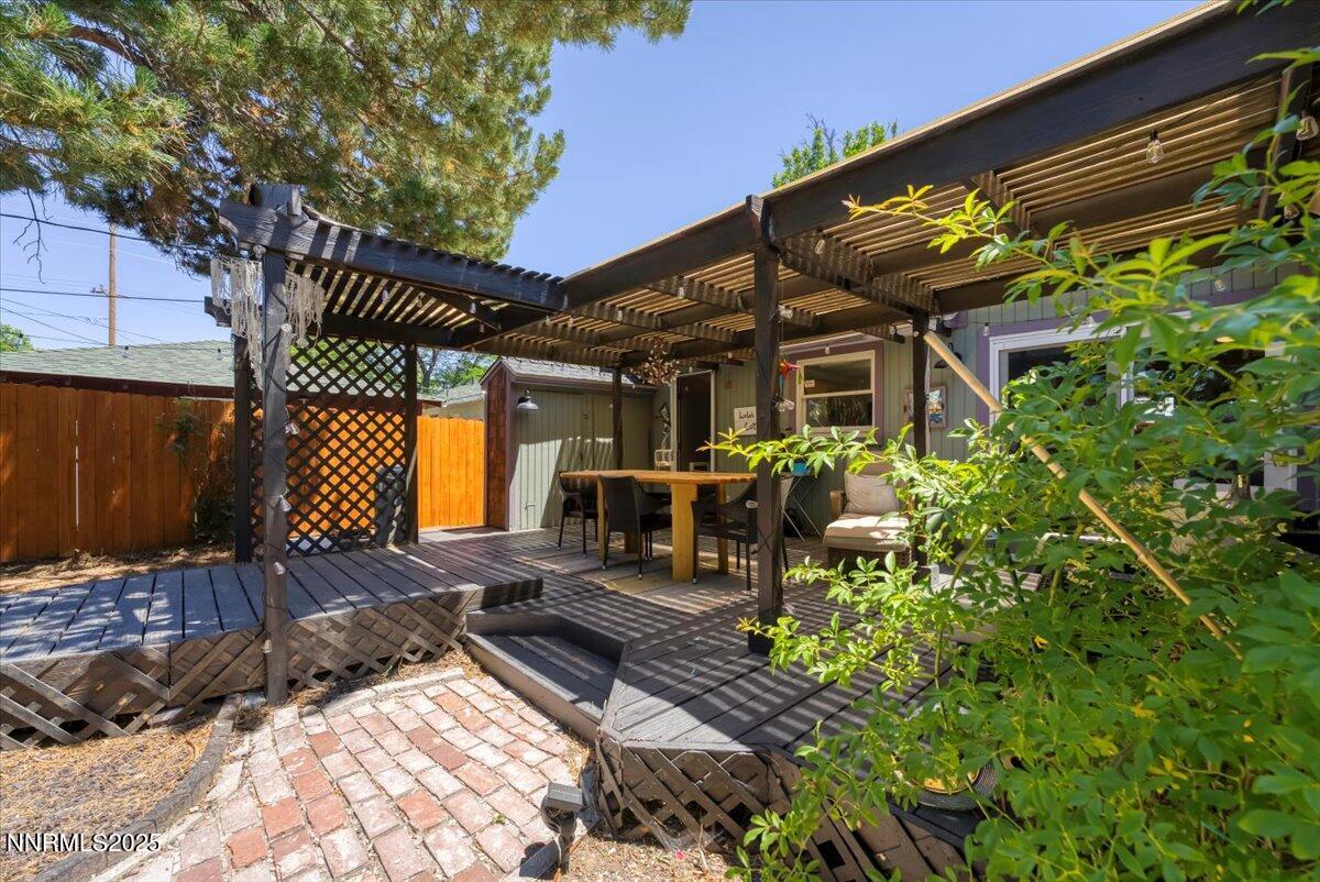 25-661 Thoma St Reno NV 89502 (25 of 35)