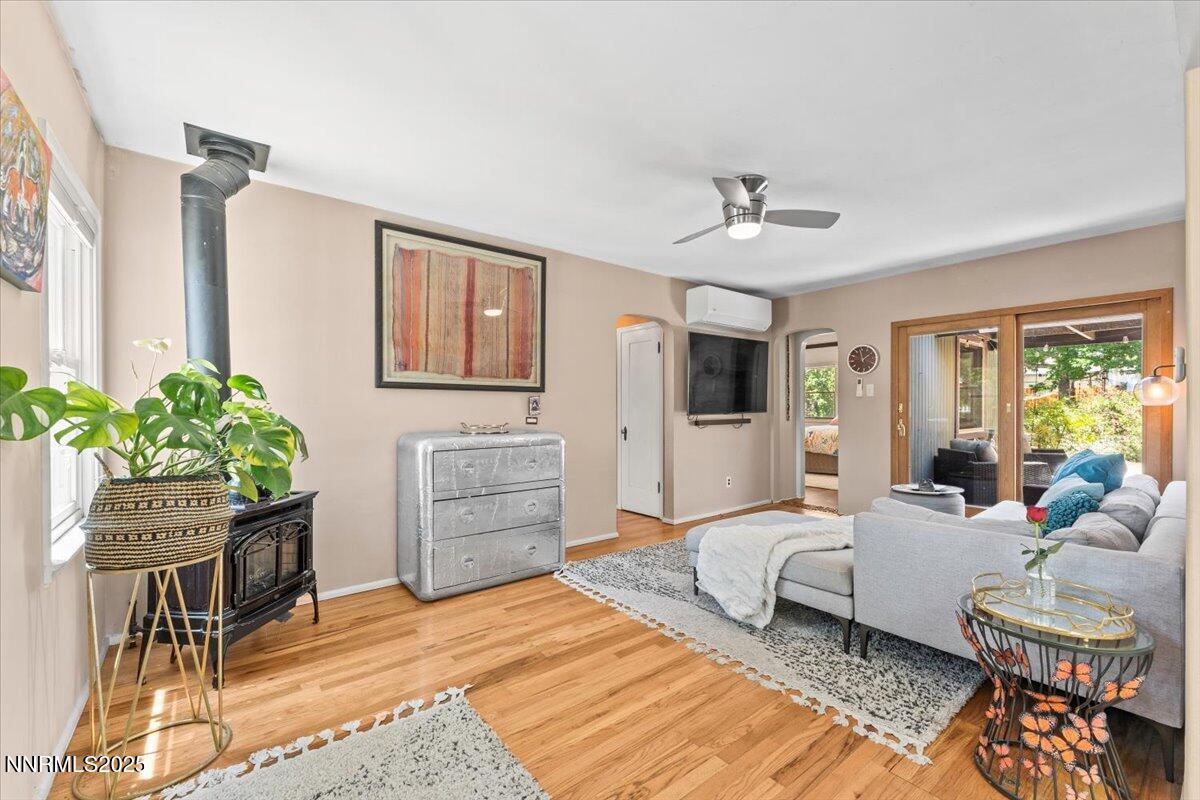 08-661 Thoma St Reno NV 89502 (8 of 35)