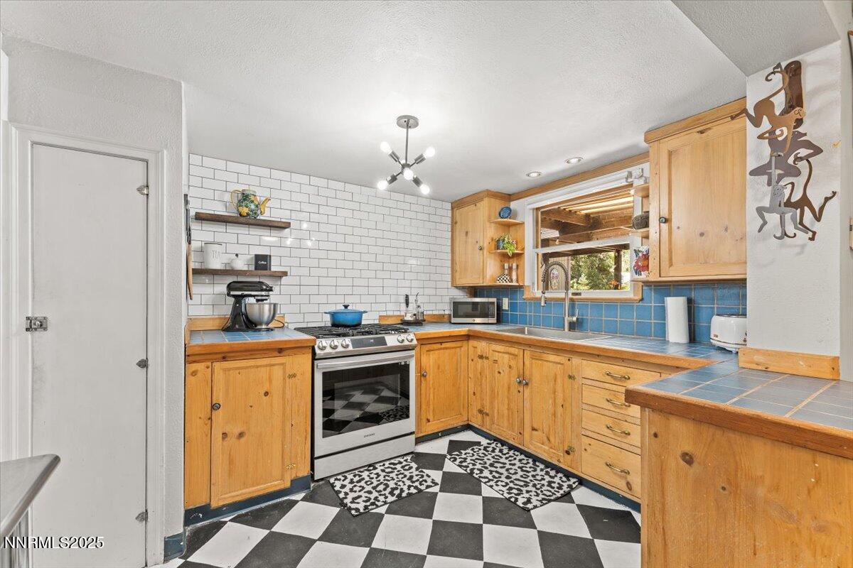 14-661 Thoma St Reno NV 89502 (14 of 35)