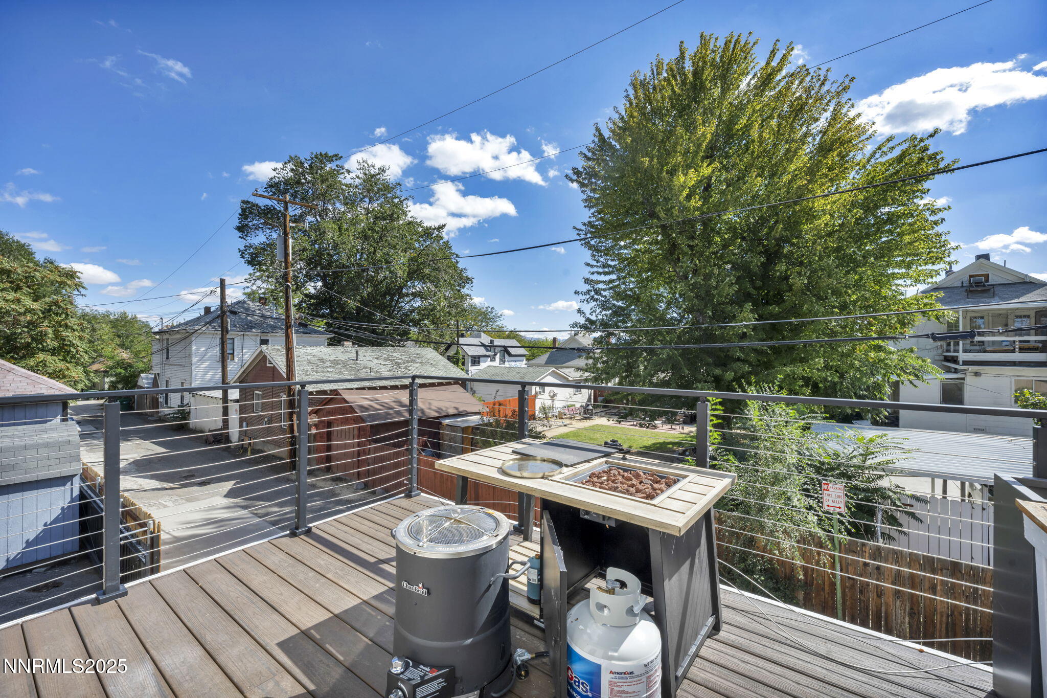 27-web-or-mls-442-e-7th-st-unit-2