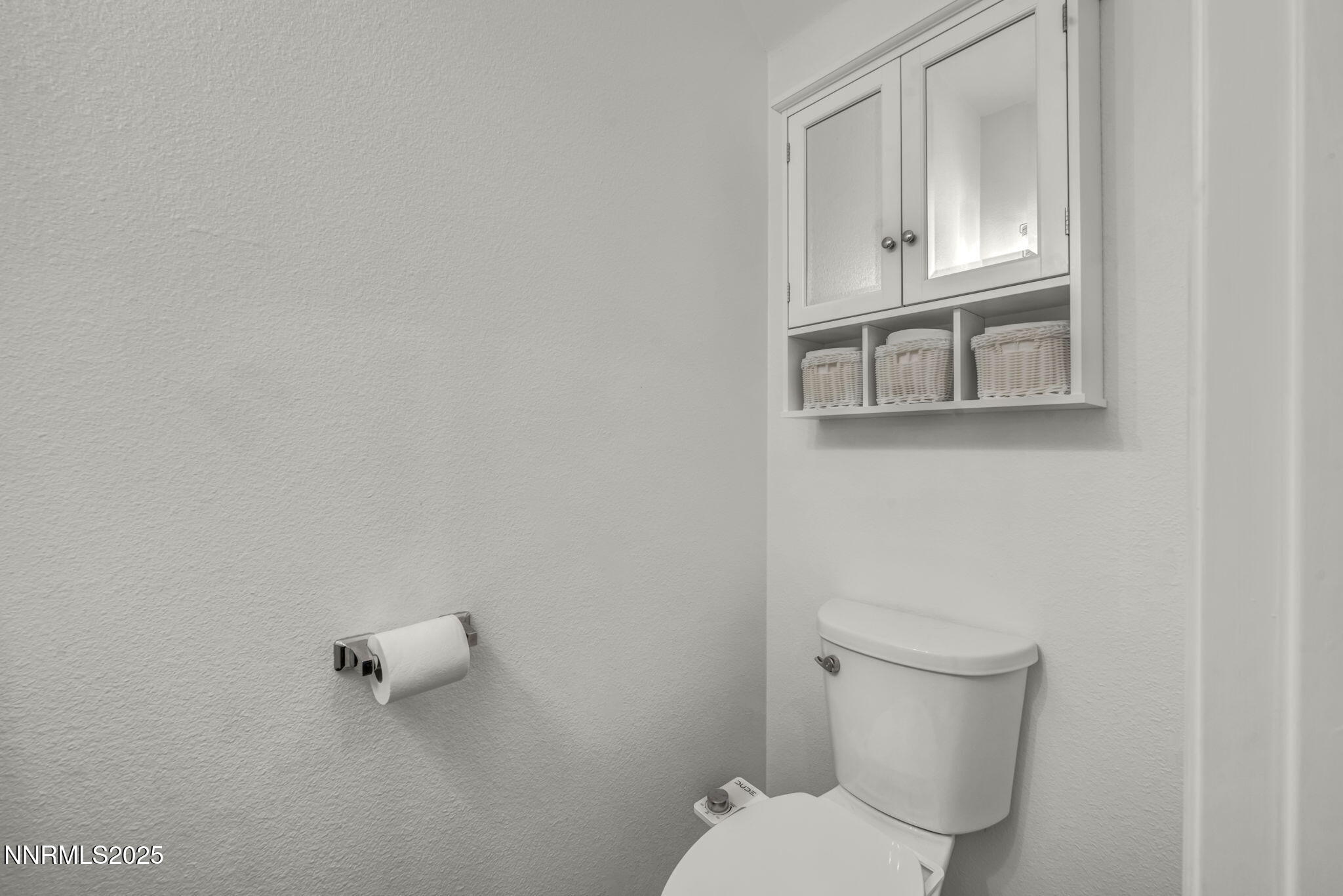 40-web-or-mls-442-e-7th-st-unit-2