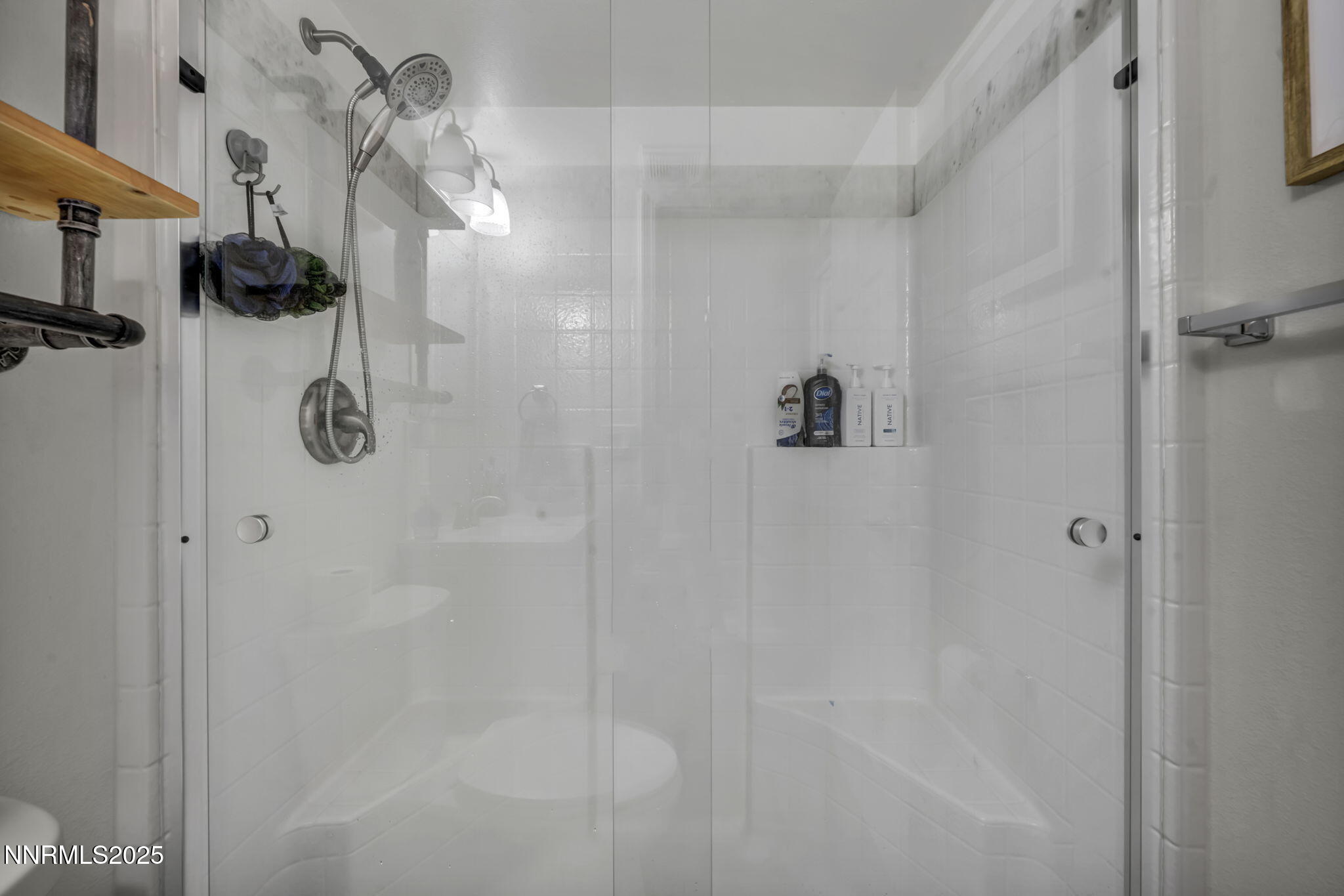 17-web-or-mls-442-e-7th-st-unit-2