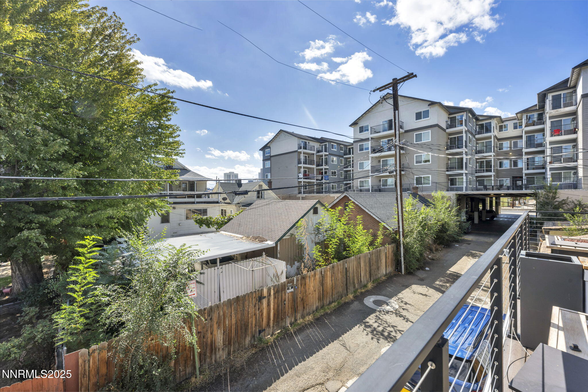 23-web-or-mls-442-e-7th-st-unit-2