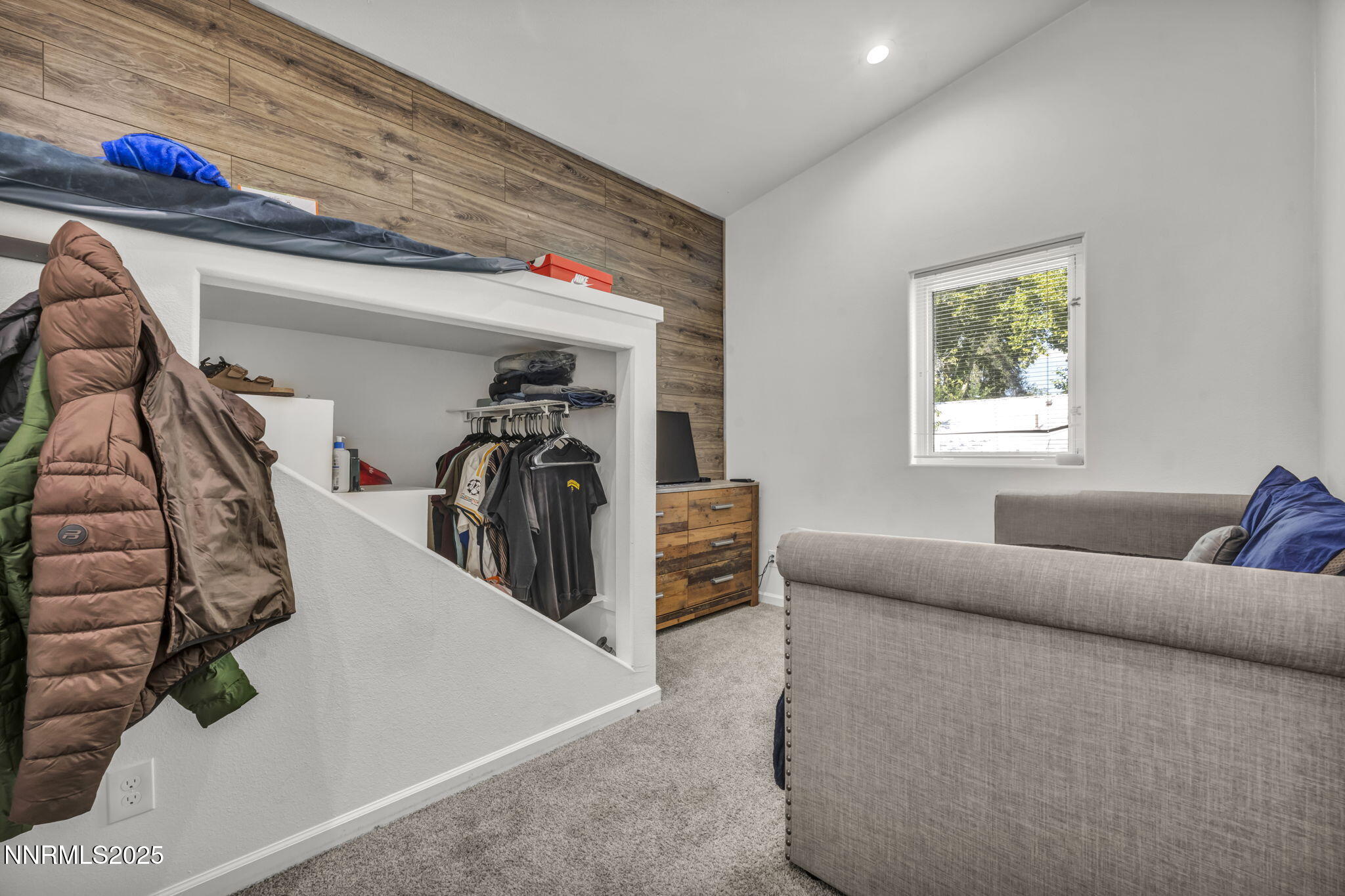 15-web-or-mls-442-e-7th-st-unit-2