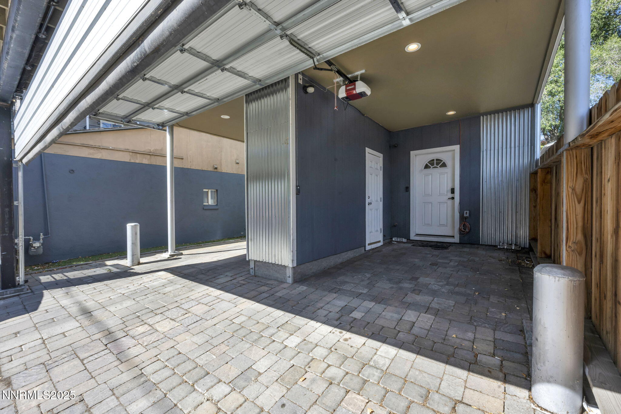 6-web-or-mls-442-e-7th-st-unit-2