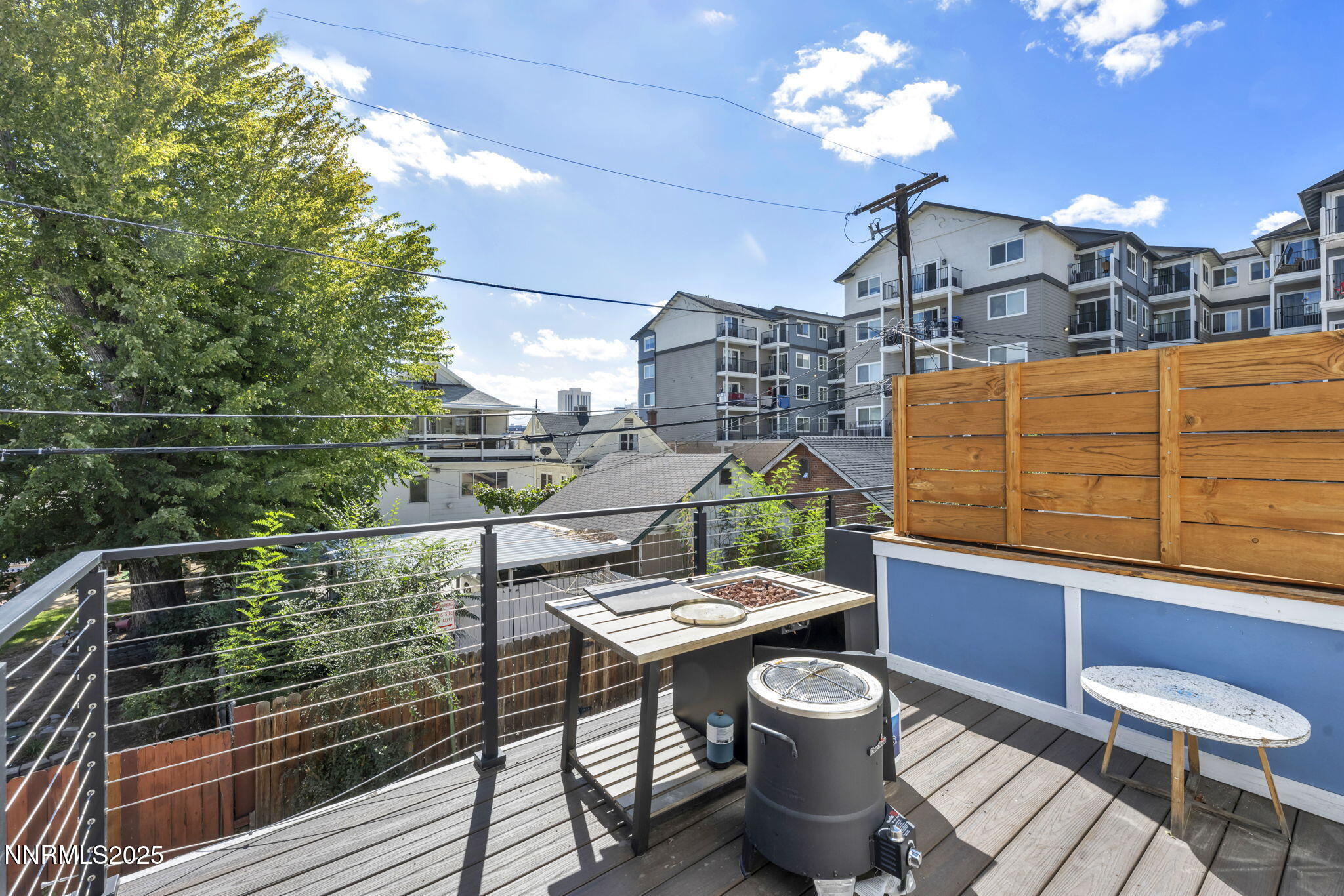 22-web-or-mls-442-e-7th-st-unit-2