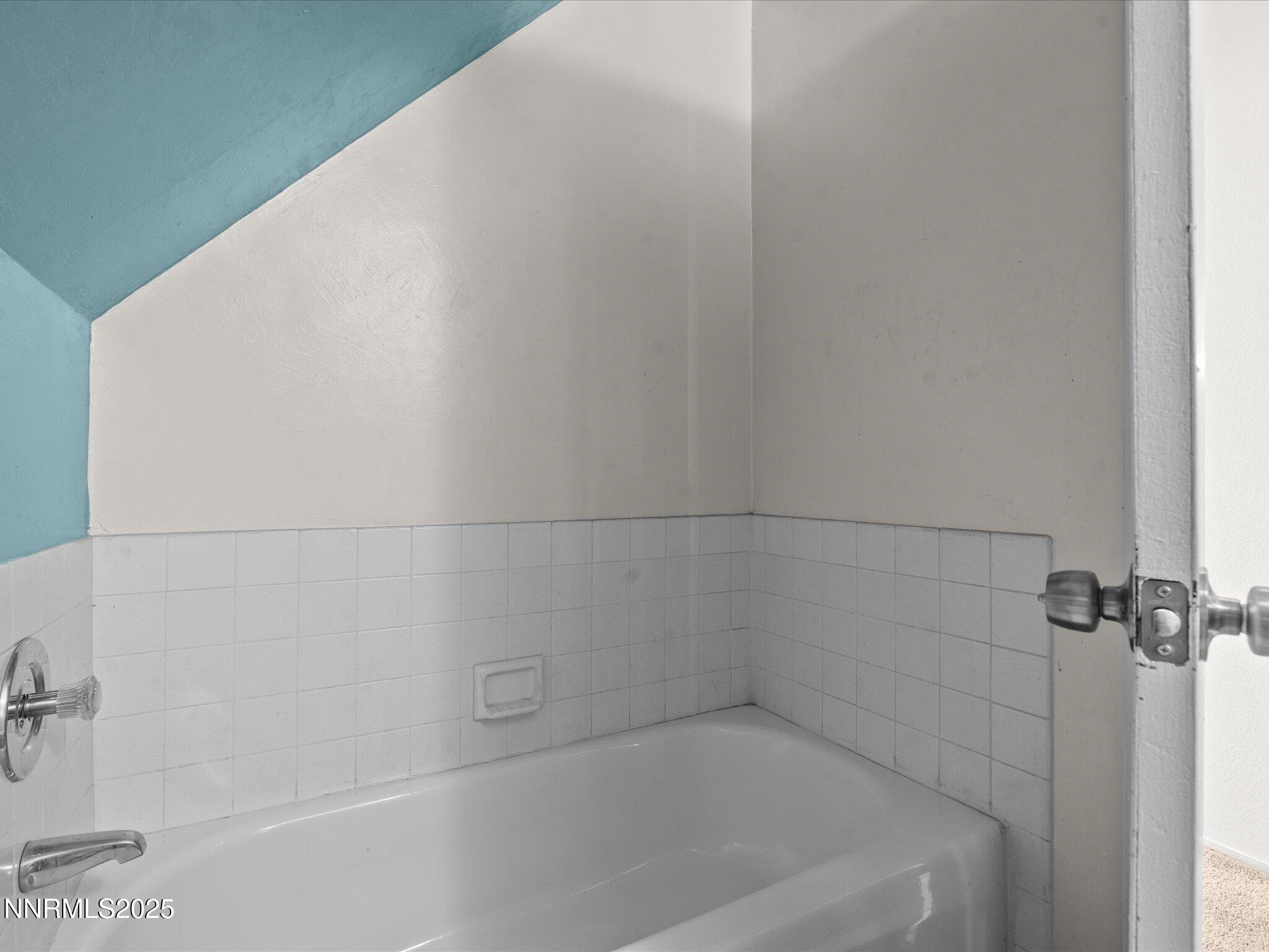 24-1450 Wyoming Ave-123