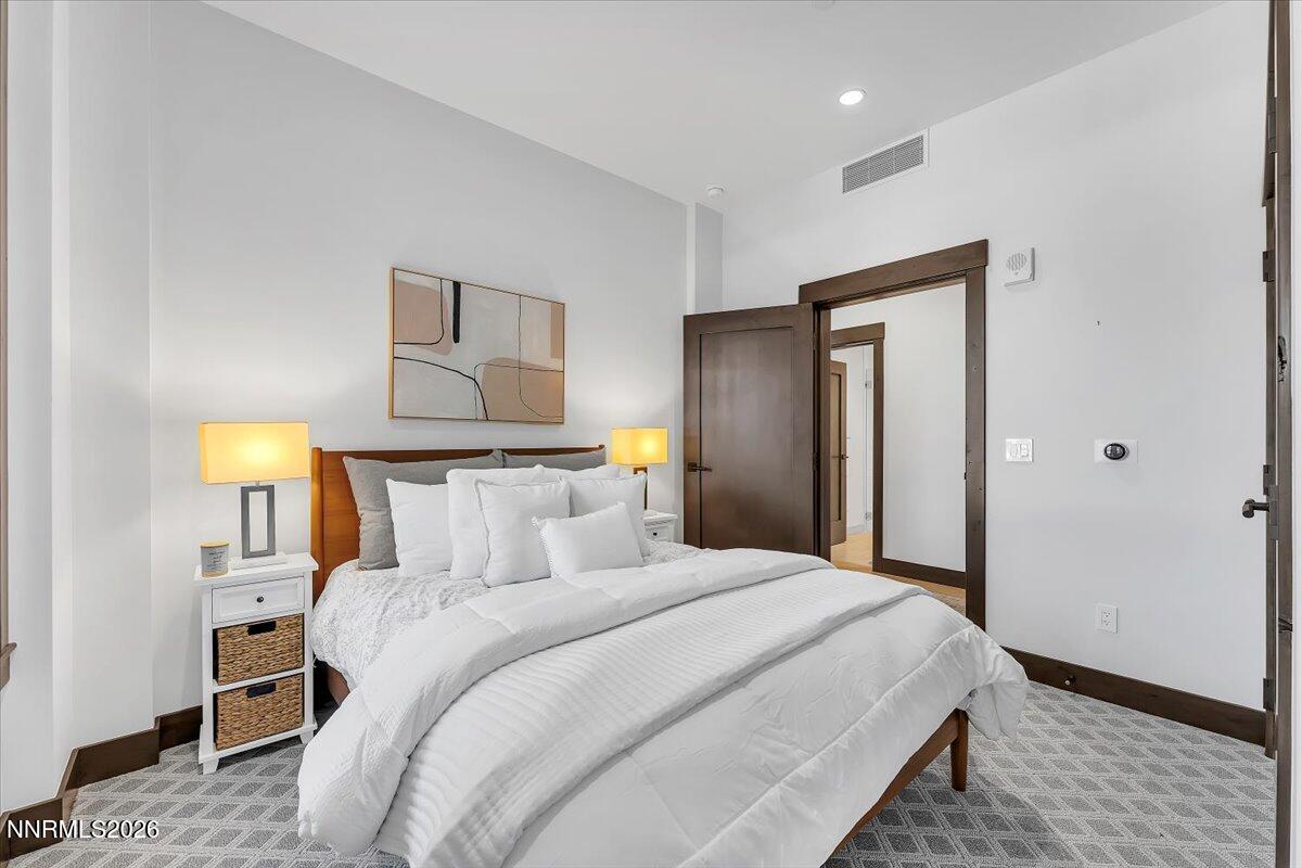 24-28 Beach Club Dr Unit 403 Stateline N