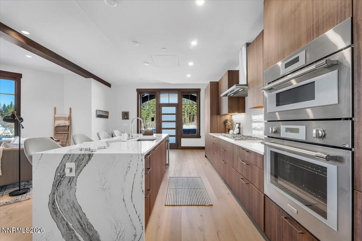 12-28 Beach Club Dr Unit 403 Stateline N