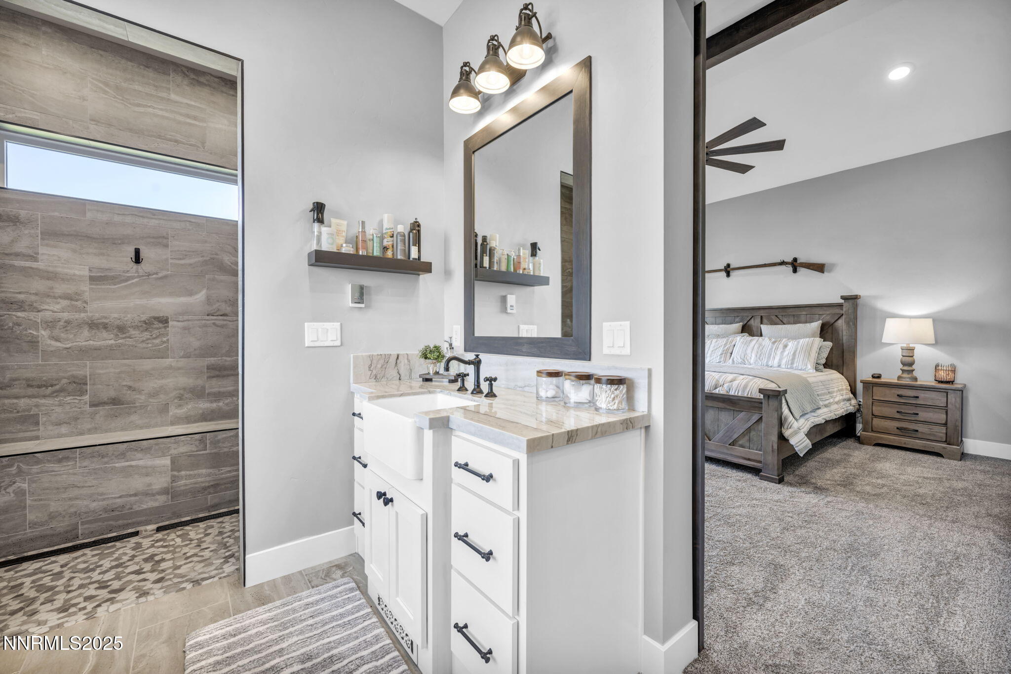 primary bath separate sinks