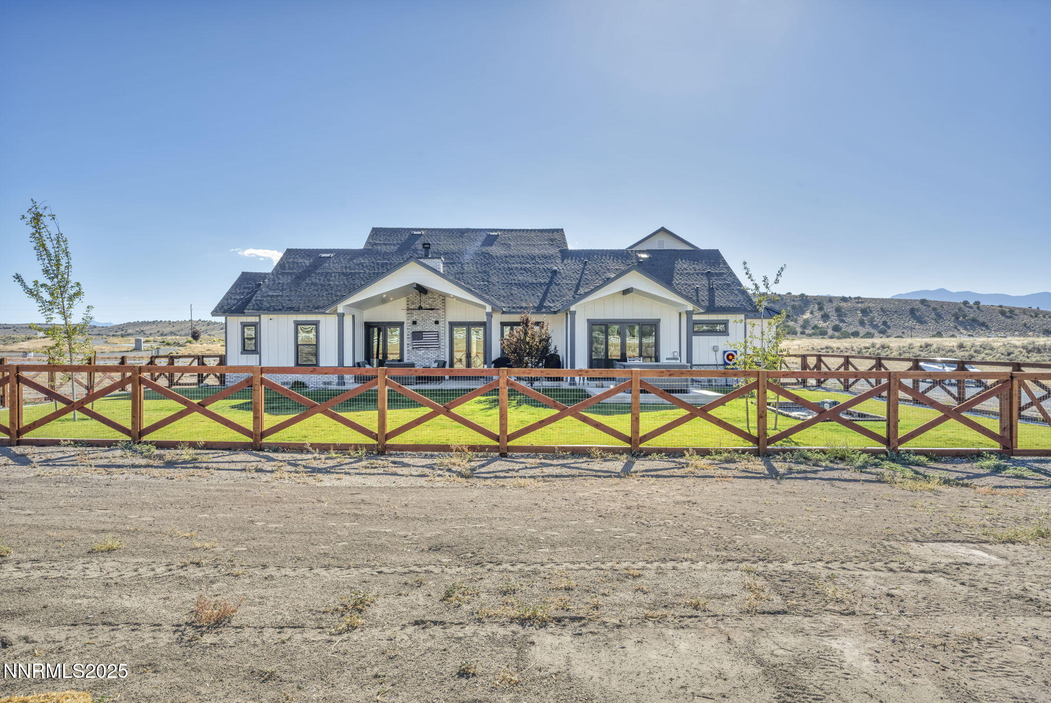 24-web-or-mls-1409-hunters-point-dr