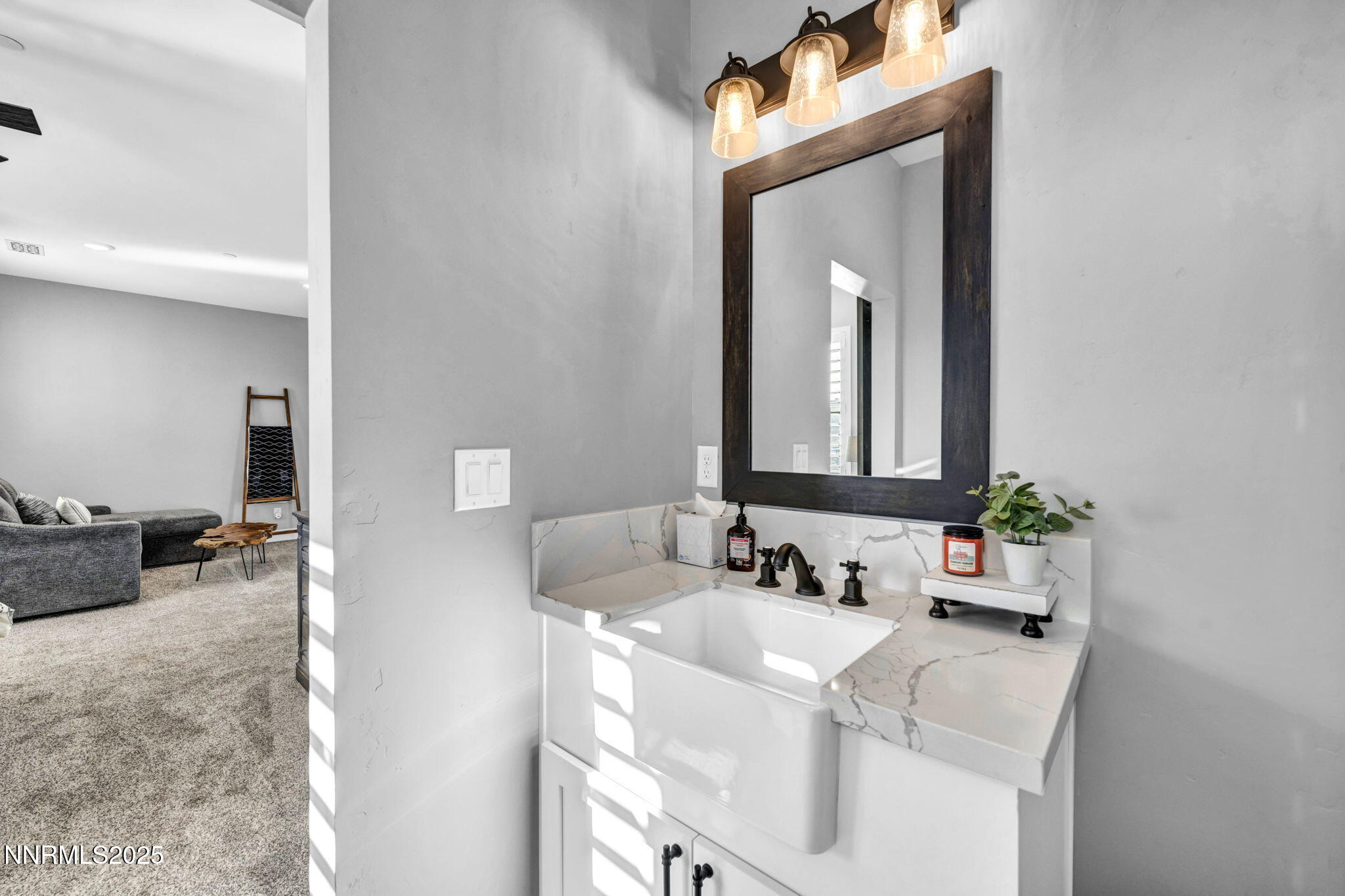 2nd primary bath