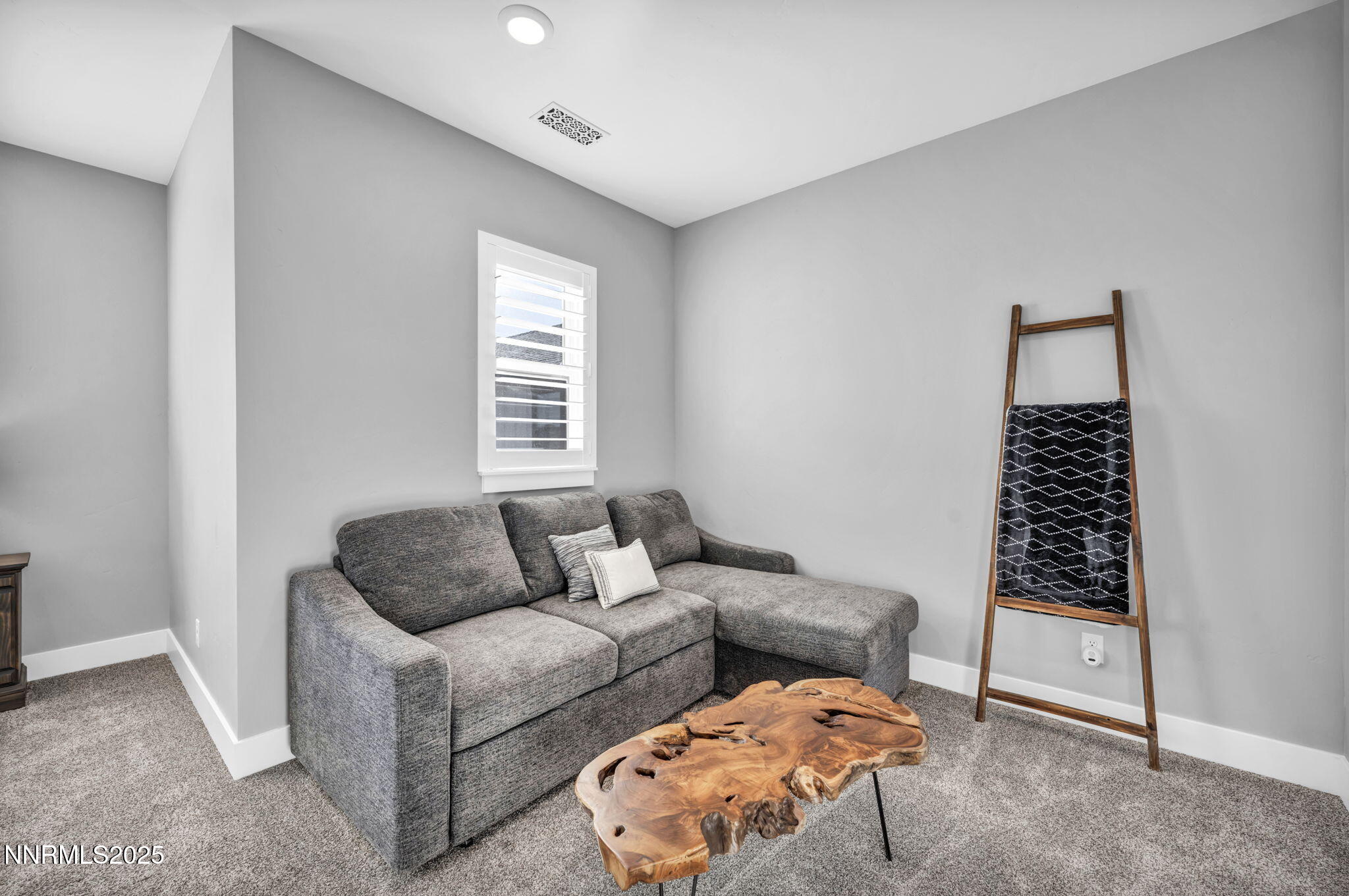 2nd floor living