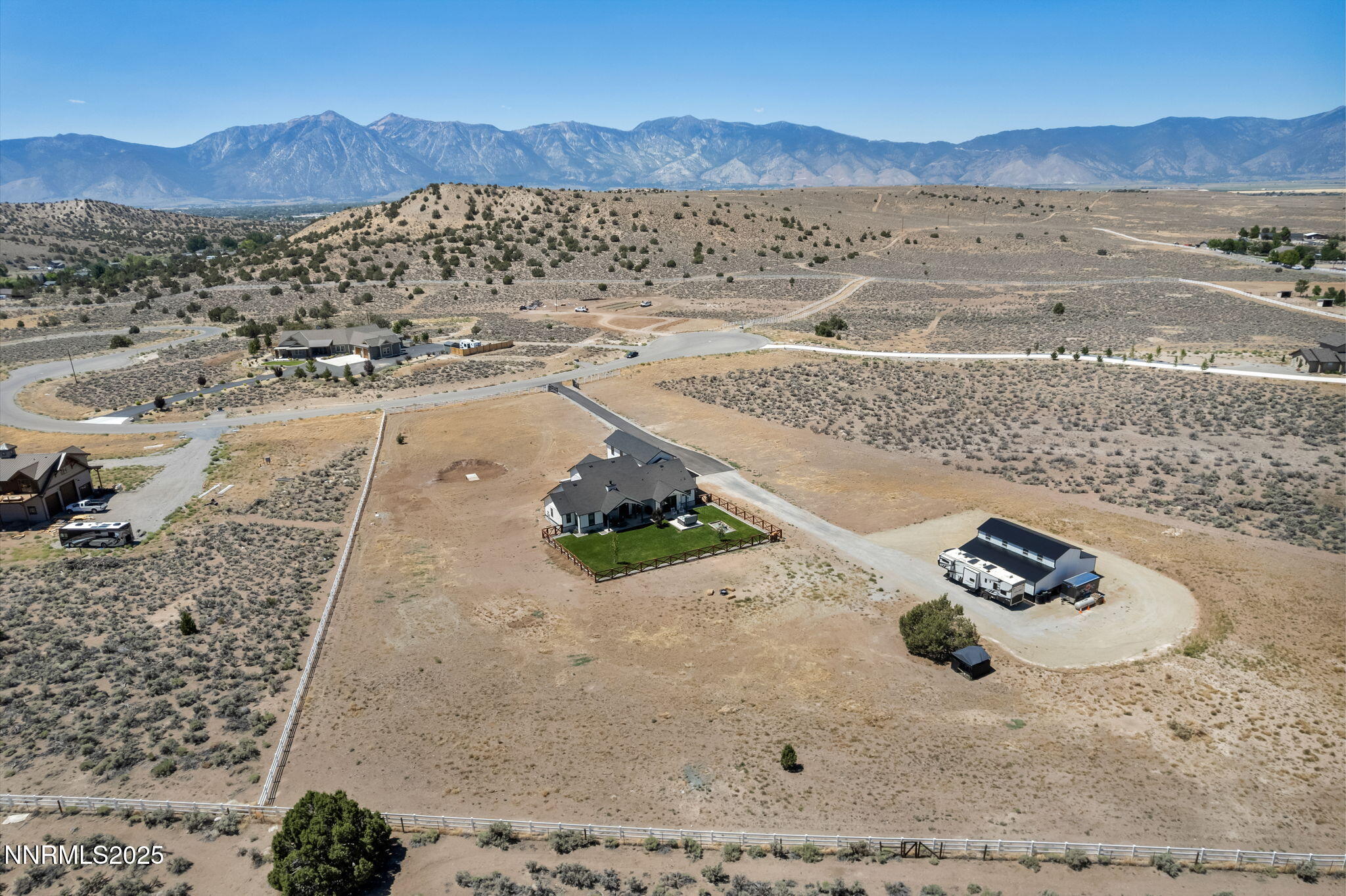 13-web-or-mls-1409-hunters-point-dr