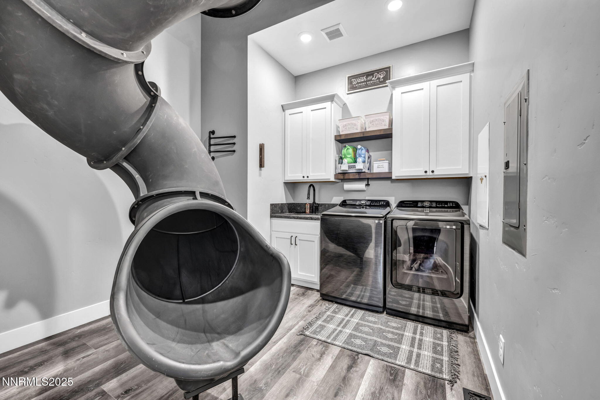 laundry below game room
