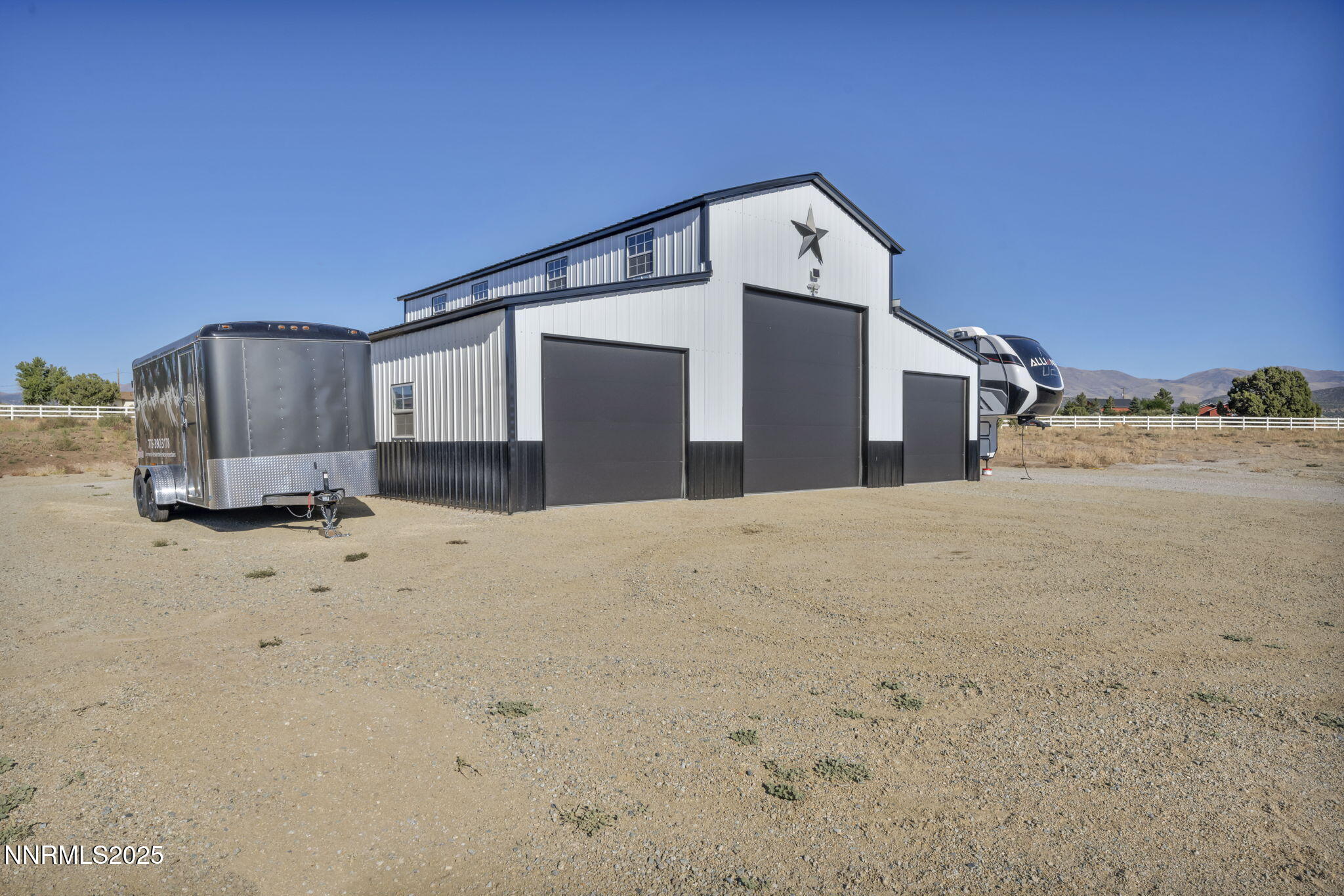 27-web-or-mls-1409-hunters-point-dr