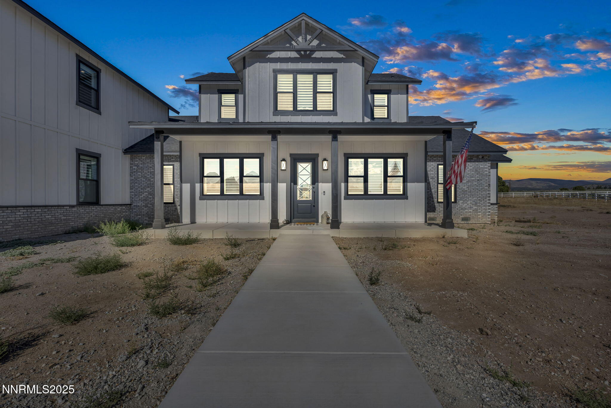 50-web-or-mls-1409-hunters-point-dr