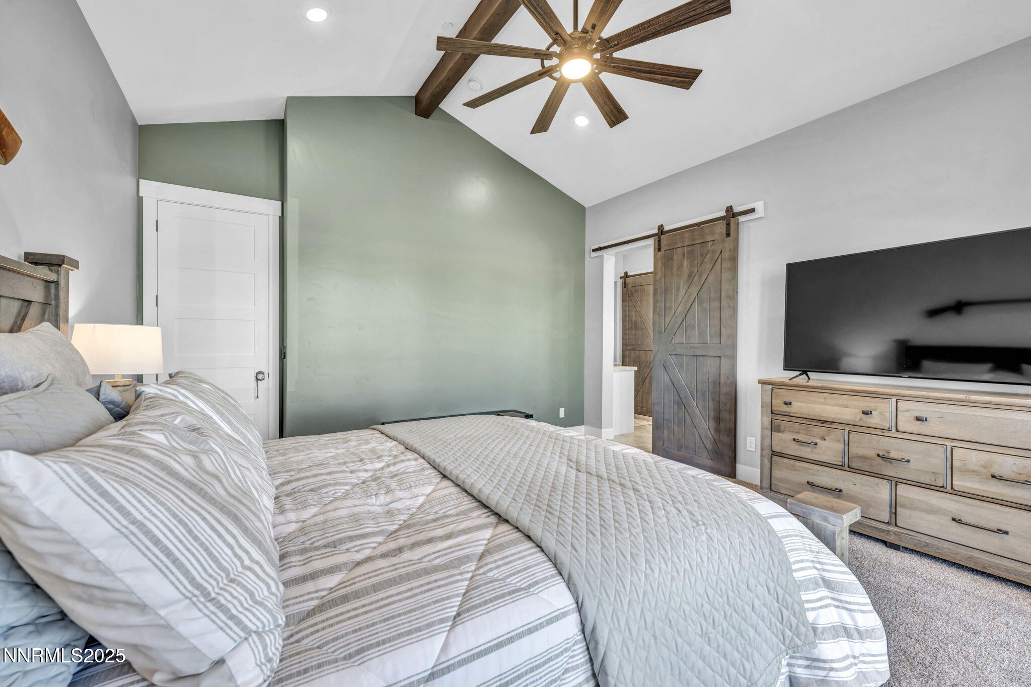 60-web-or-mls-1409-hunters-point-dr