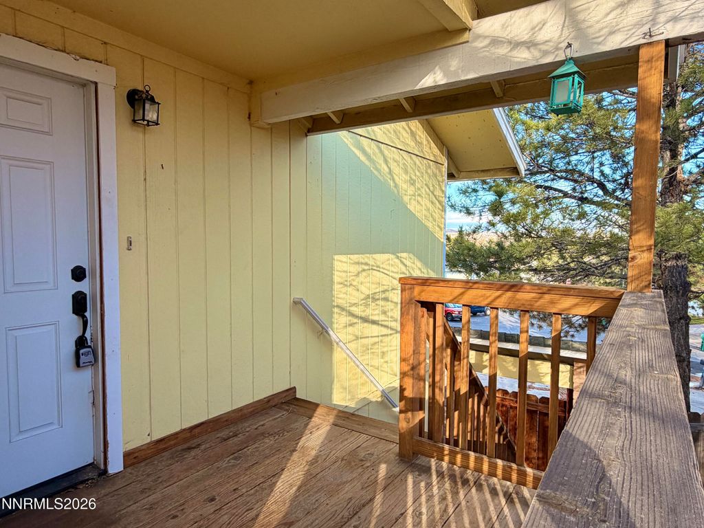 Photo of 1095 Tudor Court, Reno, NV 89503 (MLS # 260001343)