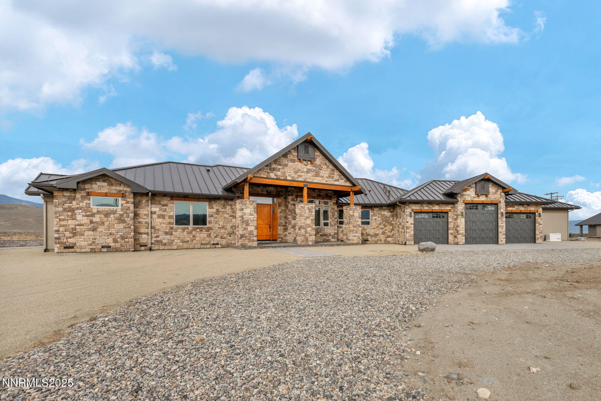 2-web-or-mls-656-stones-throw-rd