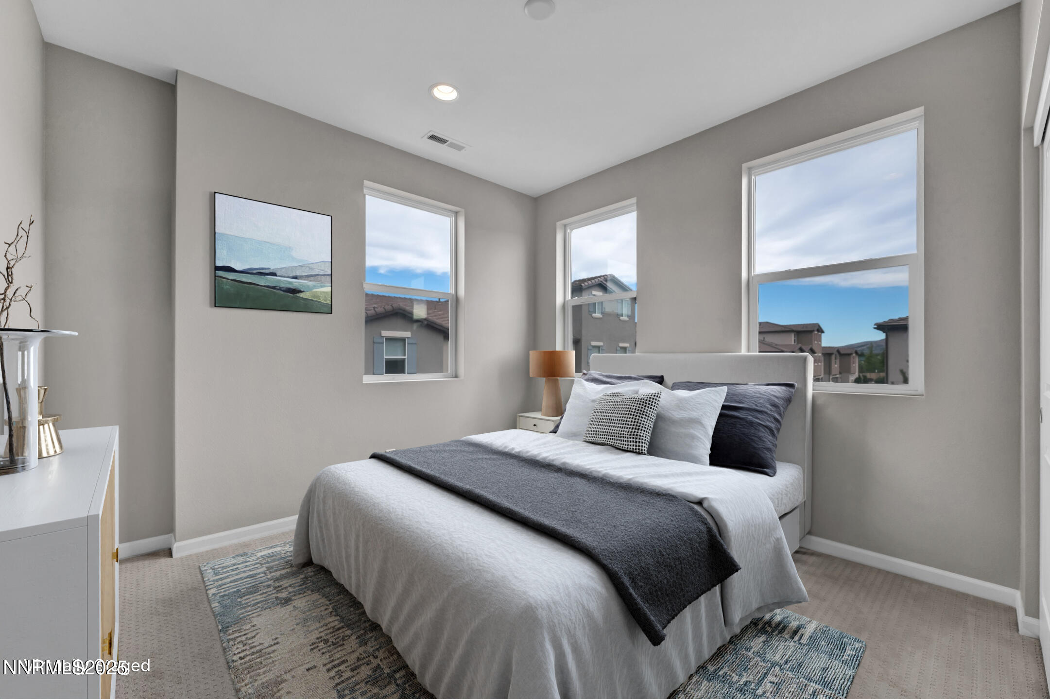 Bedroom_2 VS Watermark