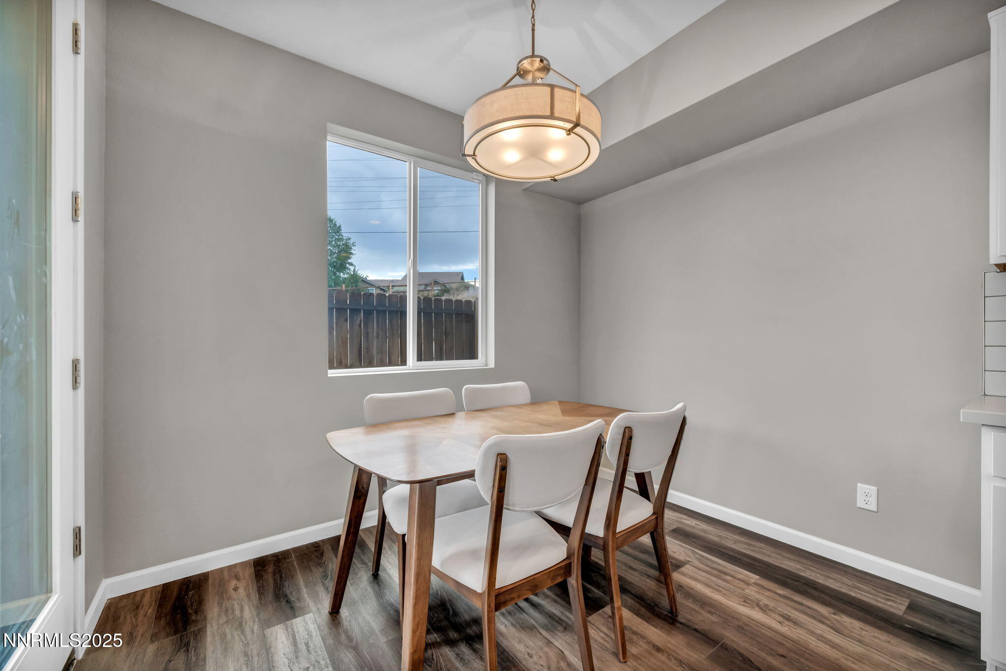 30-web-or-mls-2195-santona-cir