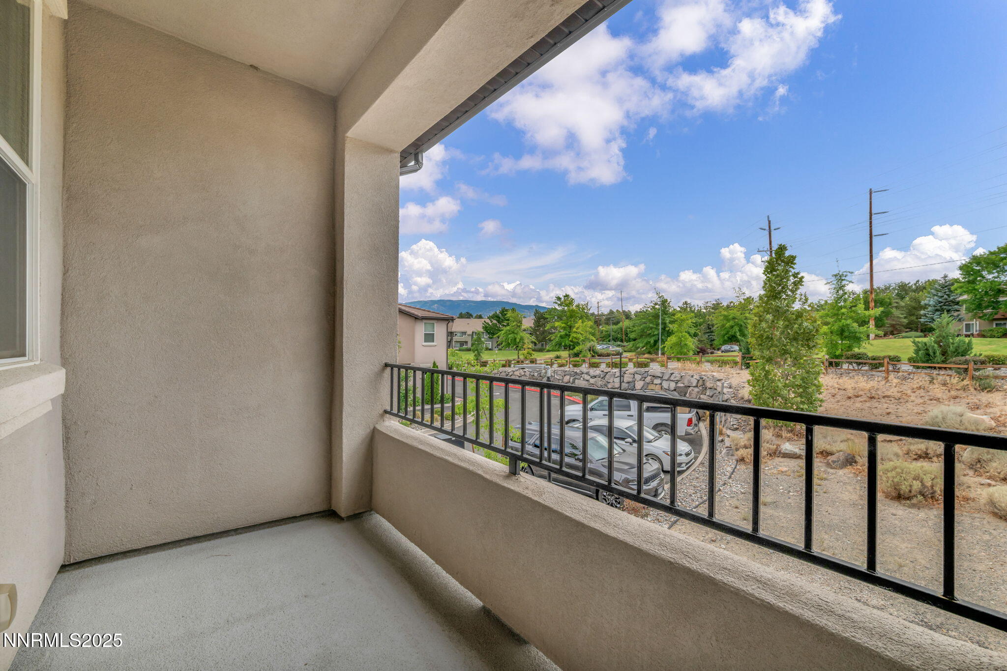 9-web-or-mls-2195-santona-cir