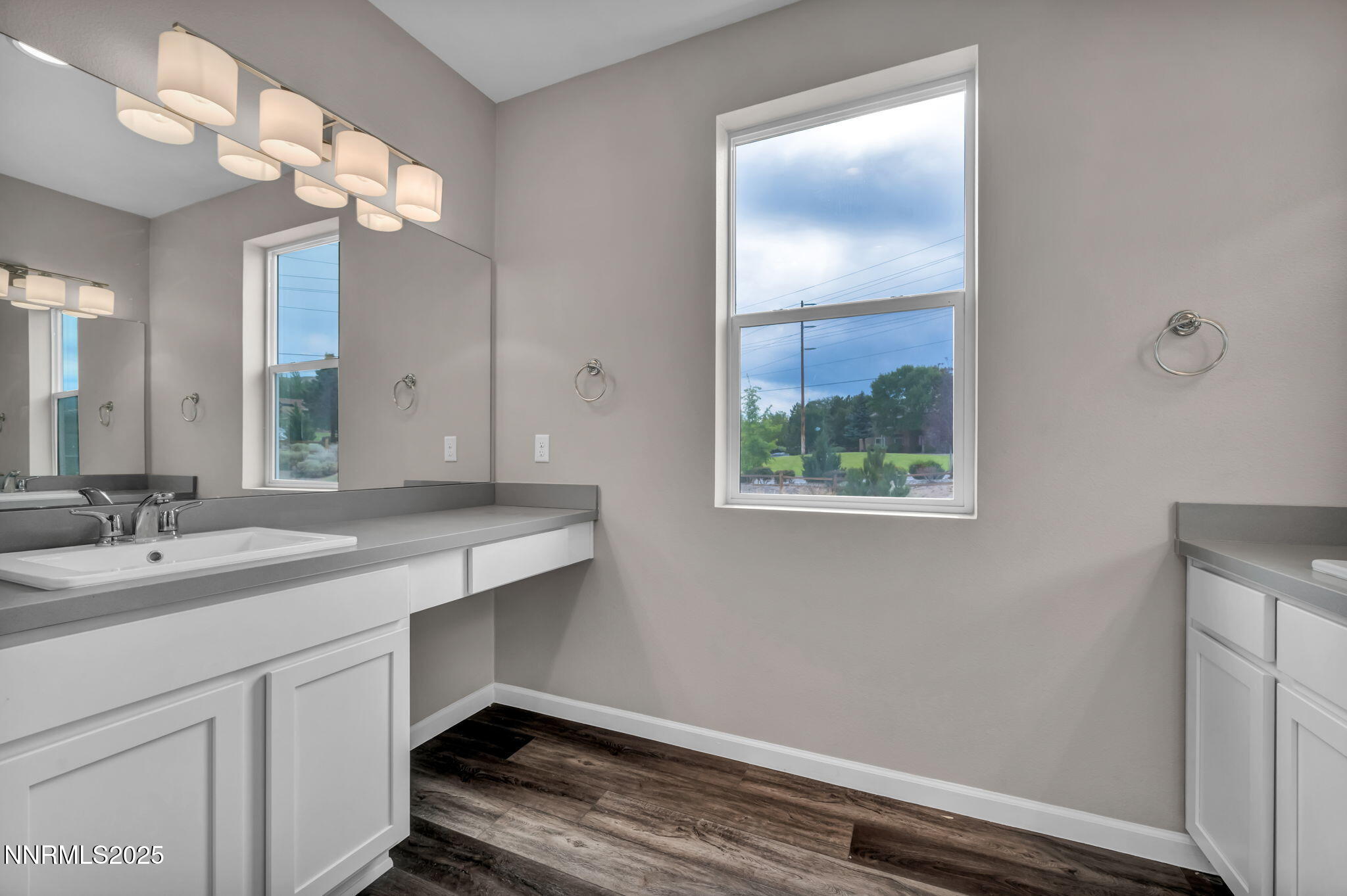 47-web-or-mls-2195-santona-cir