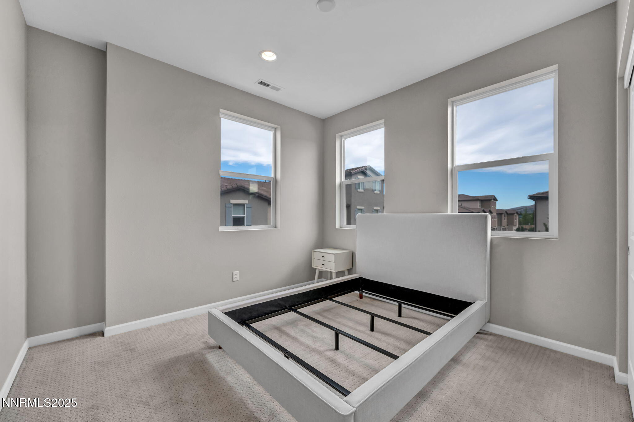 39-web-or-mls-2195-santona-cir