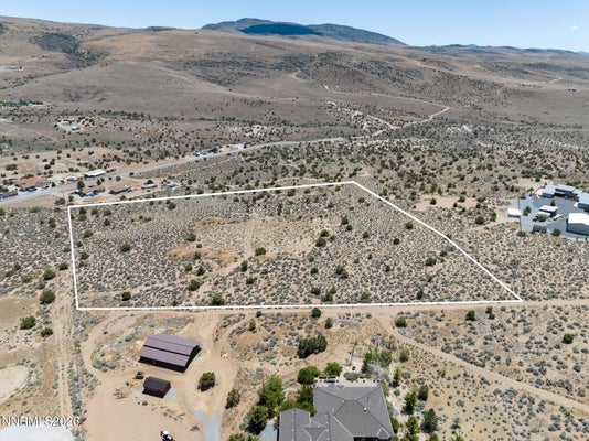 180 LA LOMA WAY, SPARKS, NV 89441 - Image f4e574cefa936a63bbd8697c4e72e728/2803755934