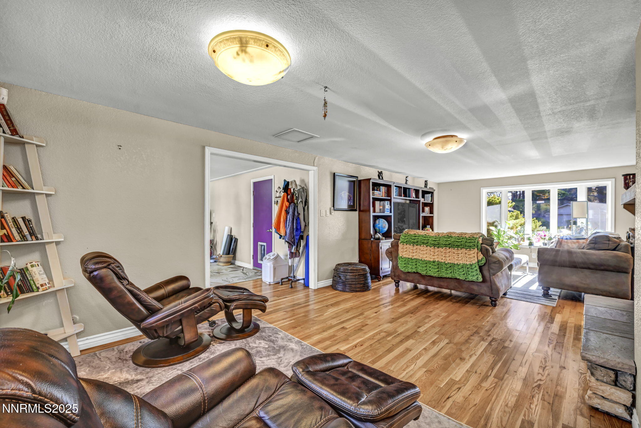 45-web-or-mls-1165-harvey-ln