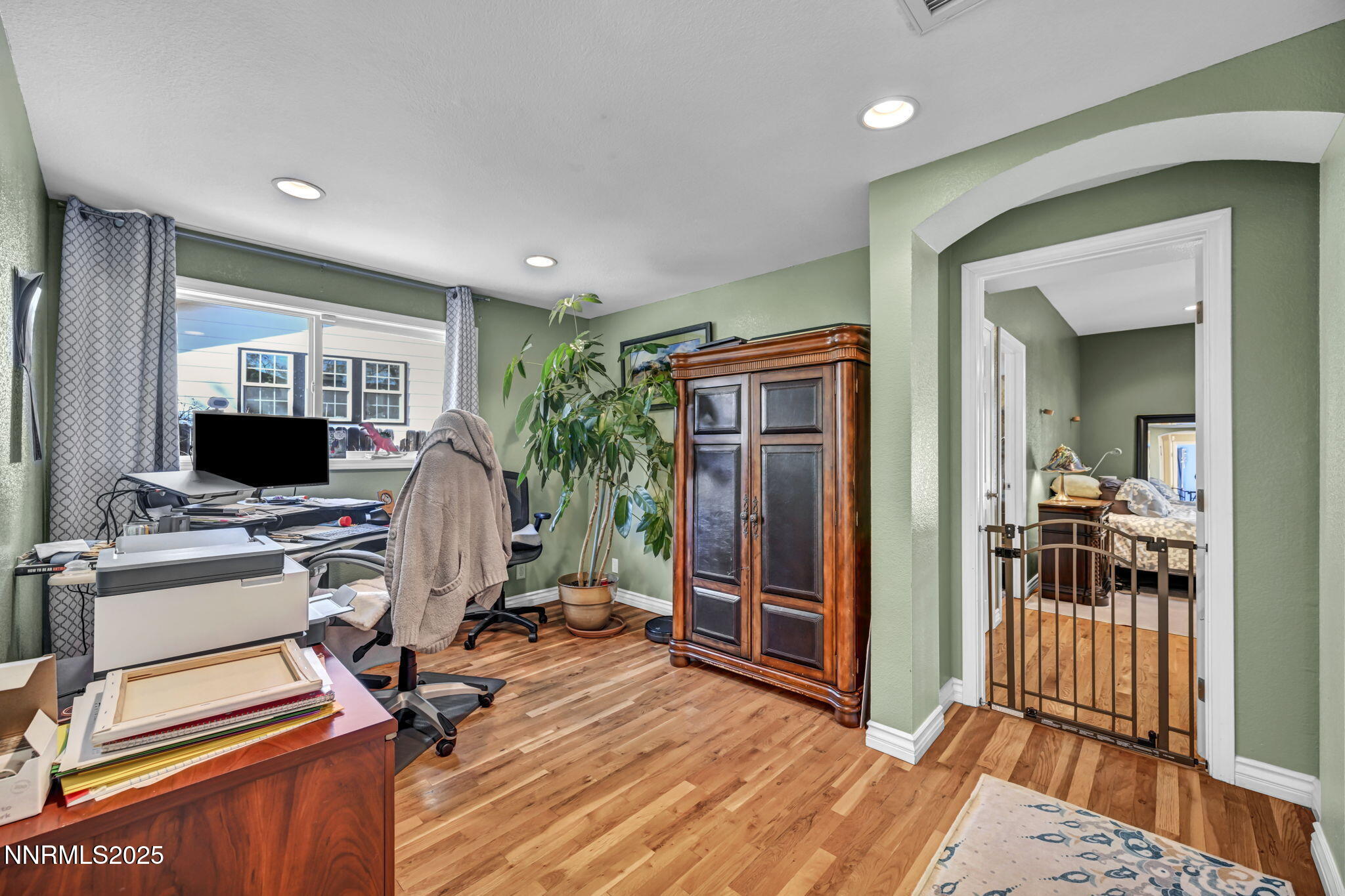 76-web-or-mls-1165-harvey-ln