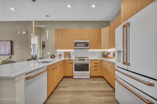 126 WINTER ST UNIT 303, RENO, NV 89503 - Image f68770d36d1c8010b0a5408d3e4eb450/2201748471